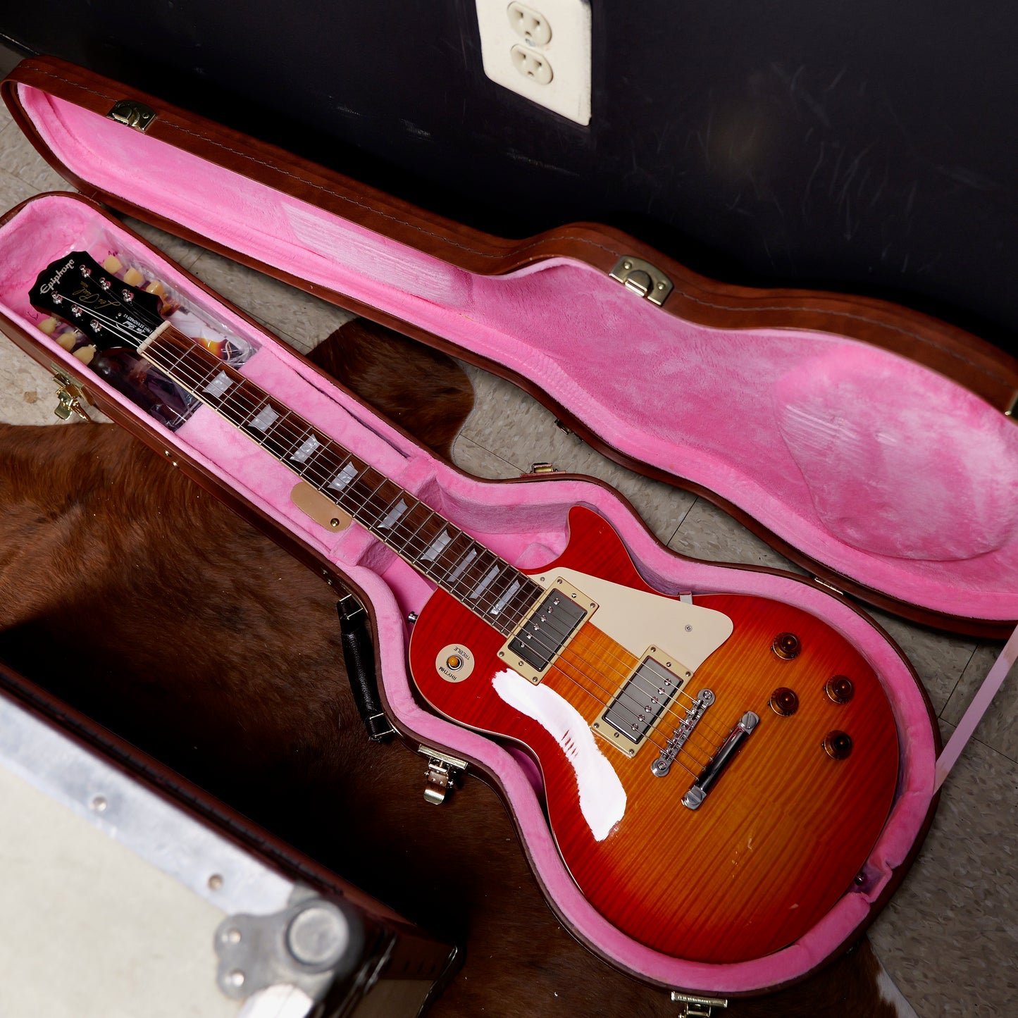Epiphone Les Paul 1960 Standard V1 Heritage Cherry Sunburst 50th Anniversary