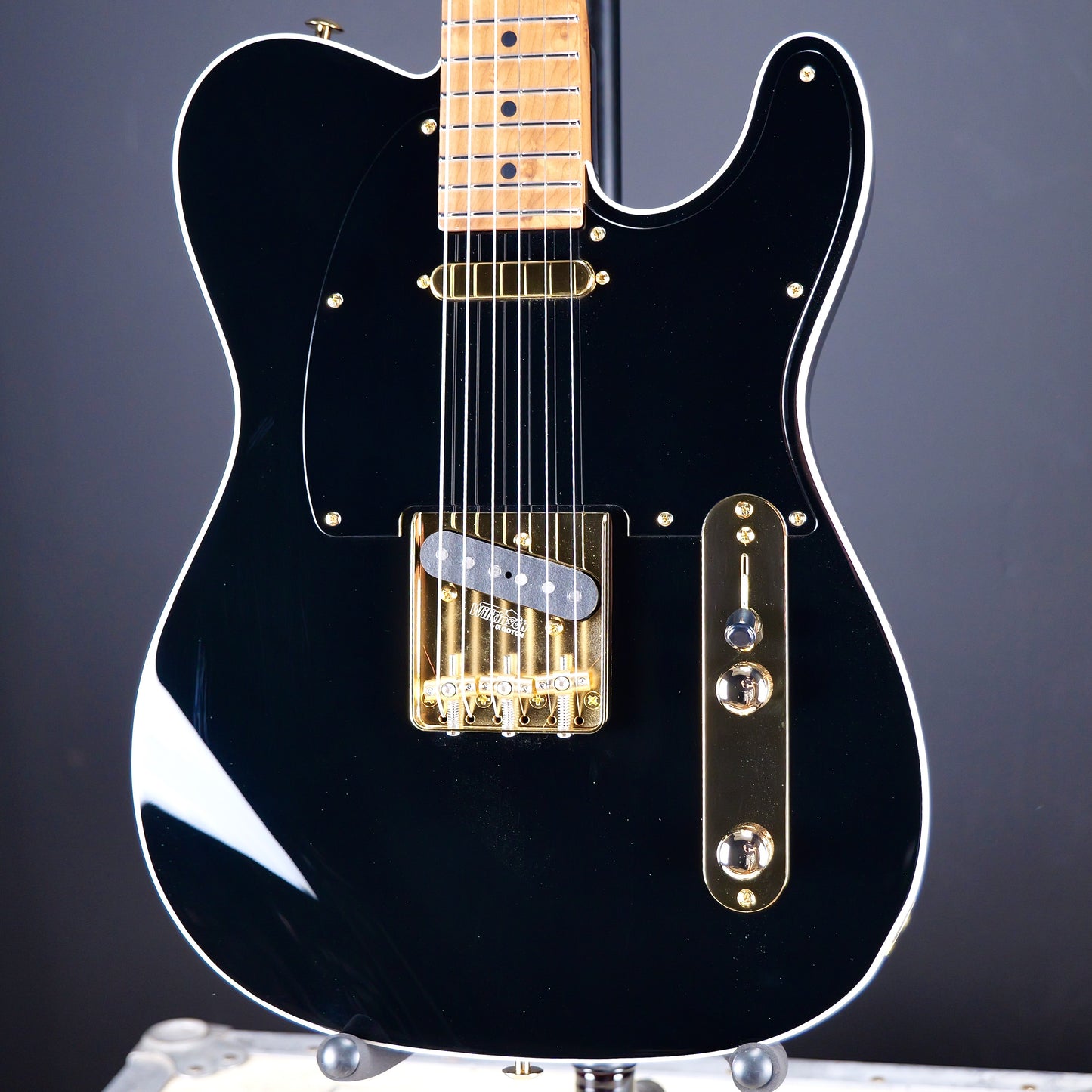 Suhr Mateus Asato Classic T Black
