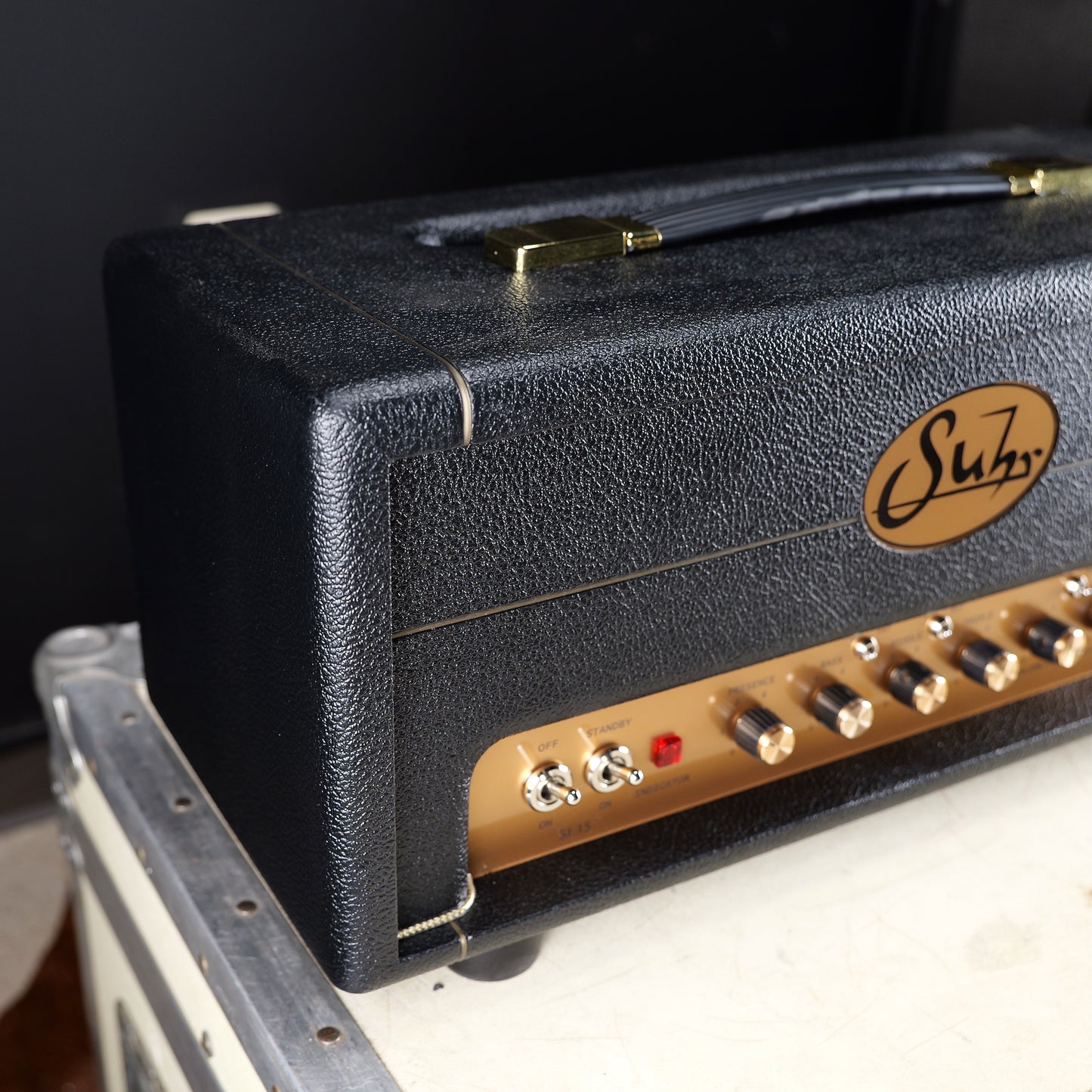 Suhr SL15