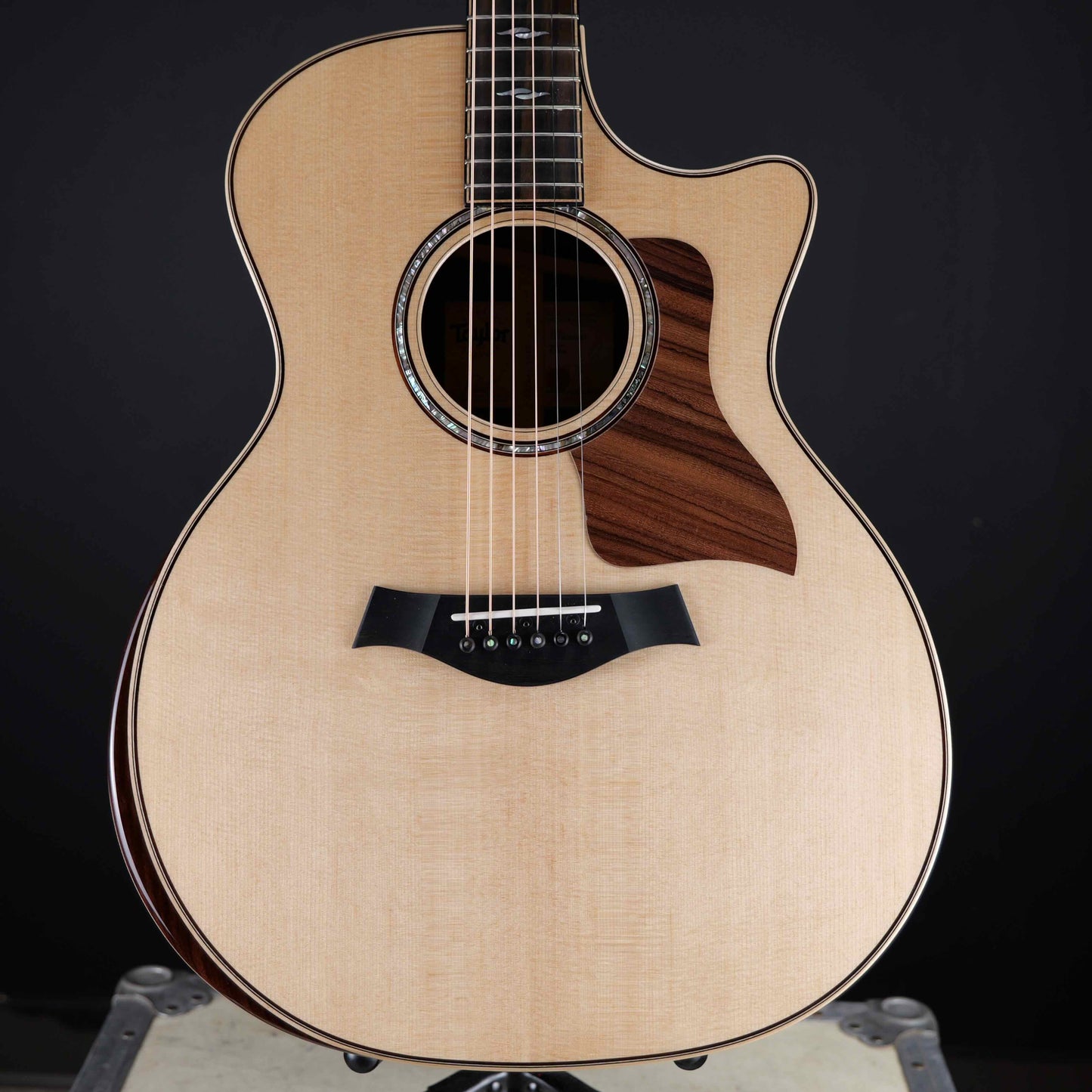 Taylor 814ce