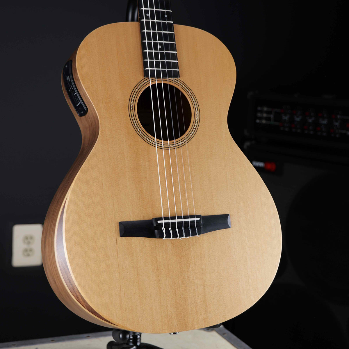 Taylor Academy 12e-N – Matt