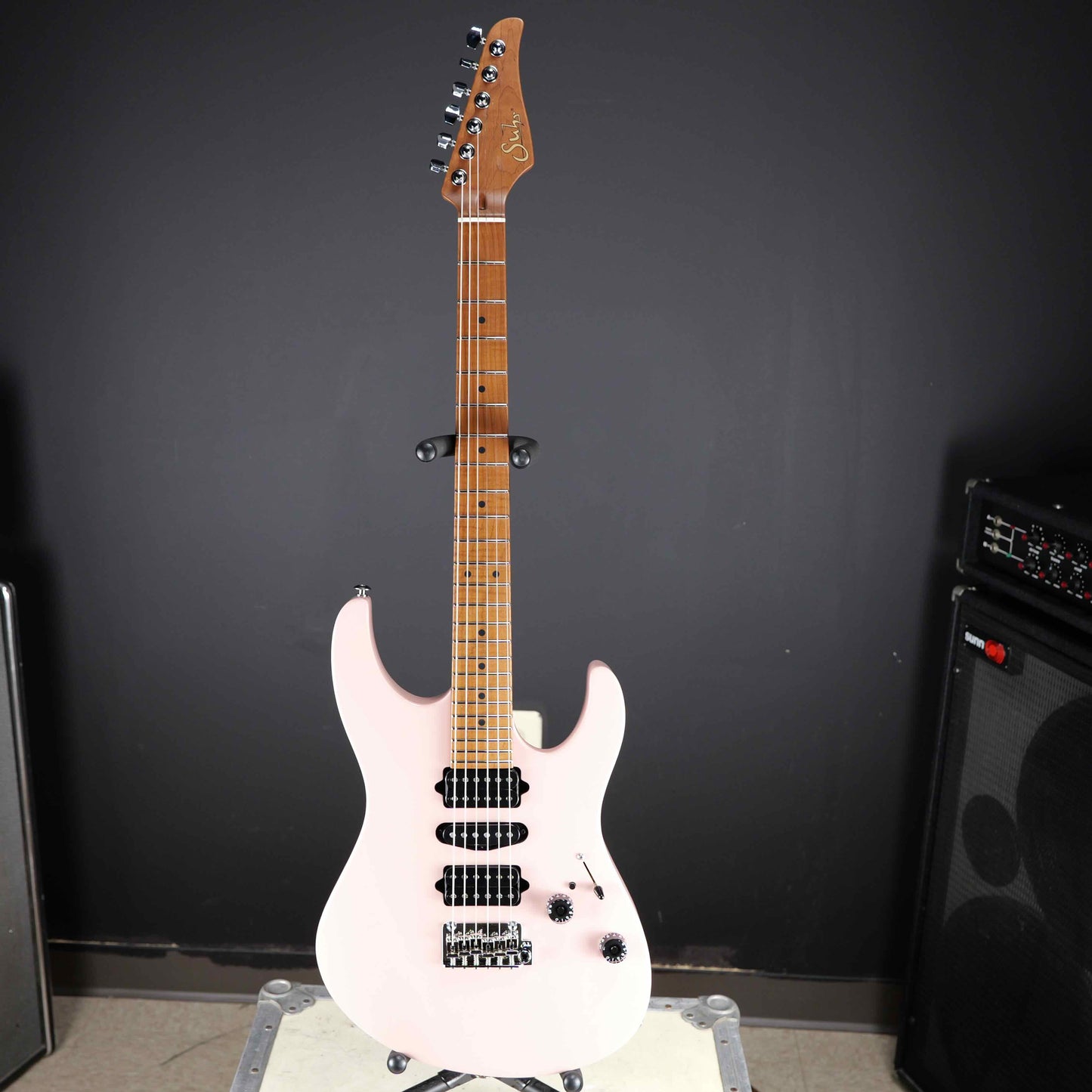 Suhr Modern Antique Limited Edition Shell Pink