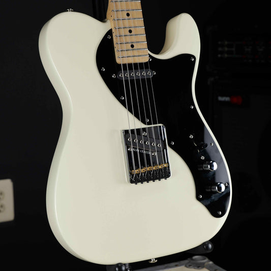 G&L Limited Edition ASAT Classic Thinline Vintage White