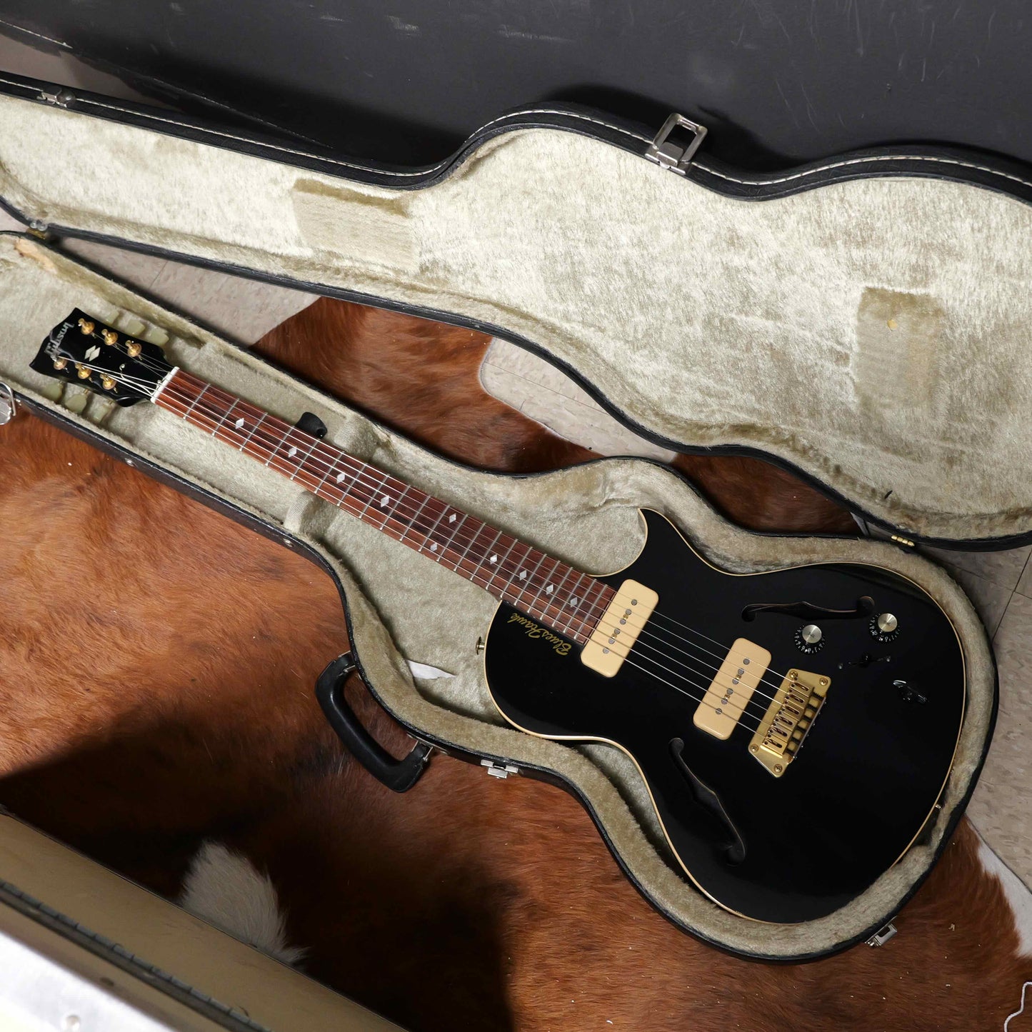 Gibson Blueshawk Black