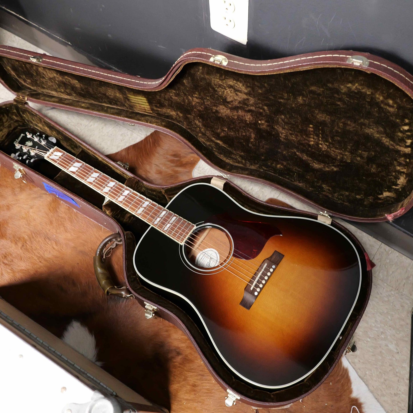 Gibson Hummingbird Pro Vintage Sunburst 2016
