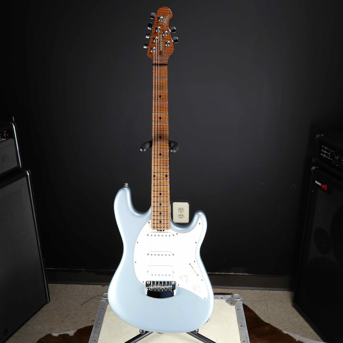 Ernie Ball Music Man Cutlass HSS Firemist Silver
