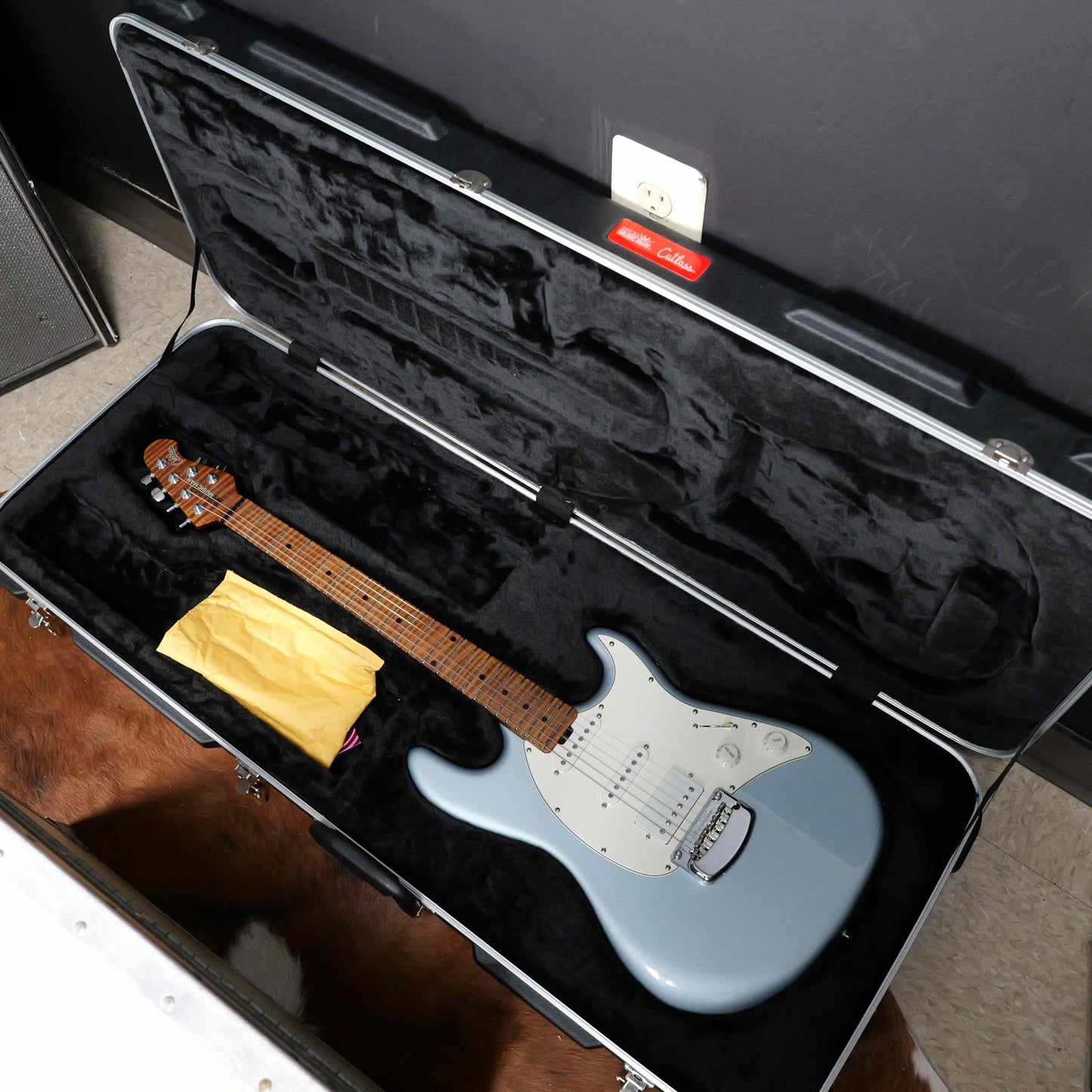 Ernie Ball Music Man Cutlass HSS Firemist Silver