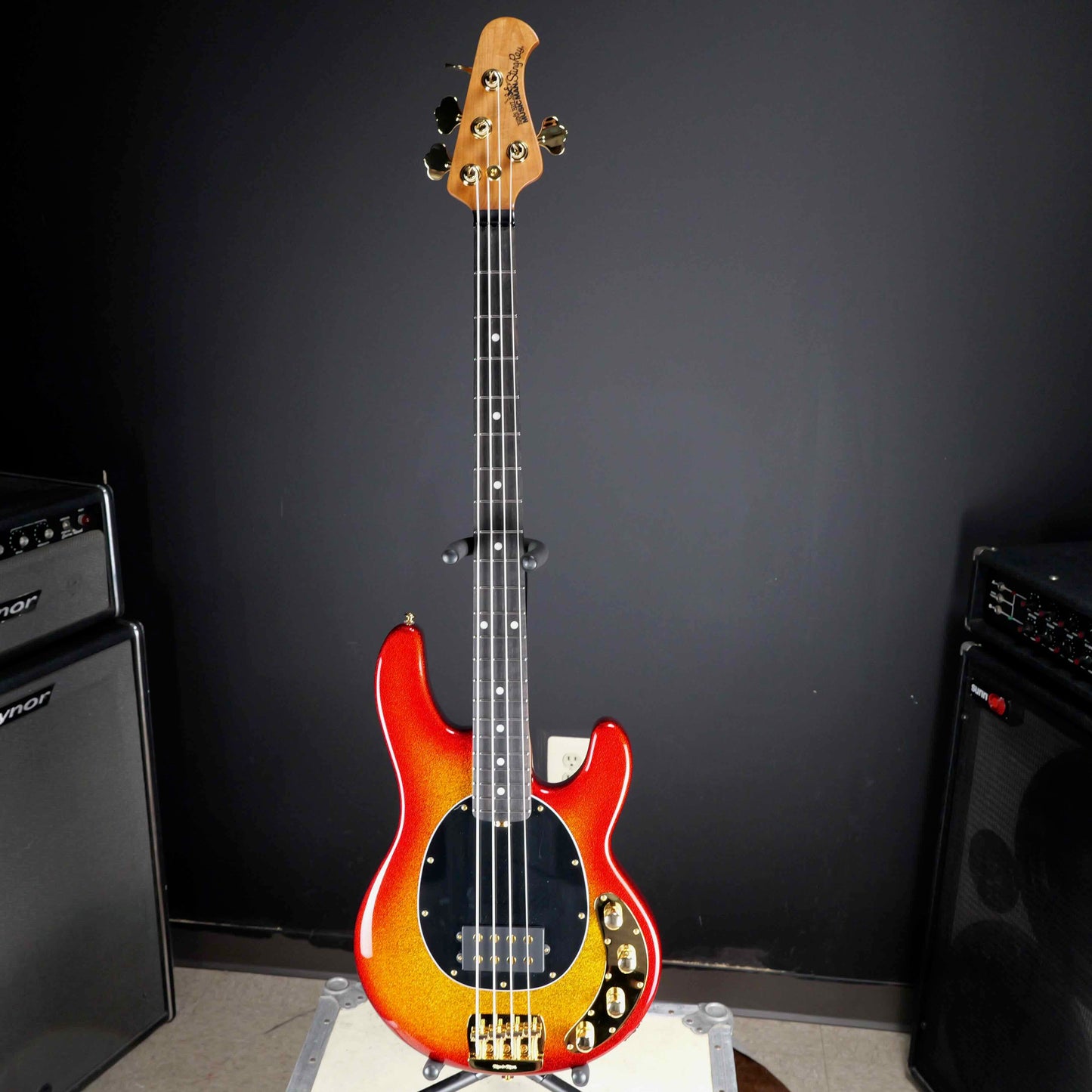 Ernie Ball Music Man Stingray 4 Special Cherry Punch