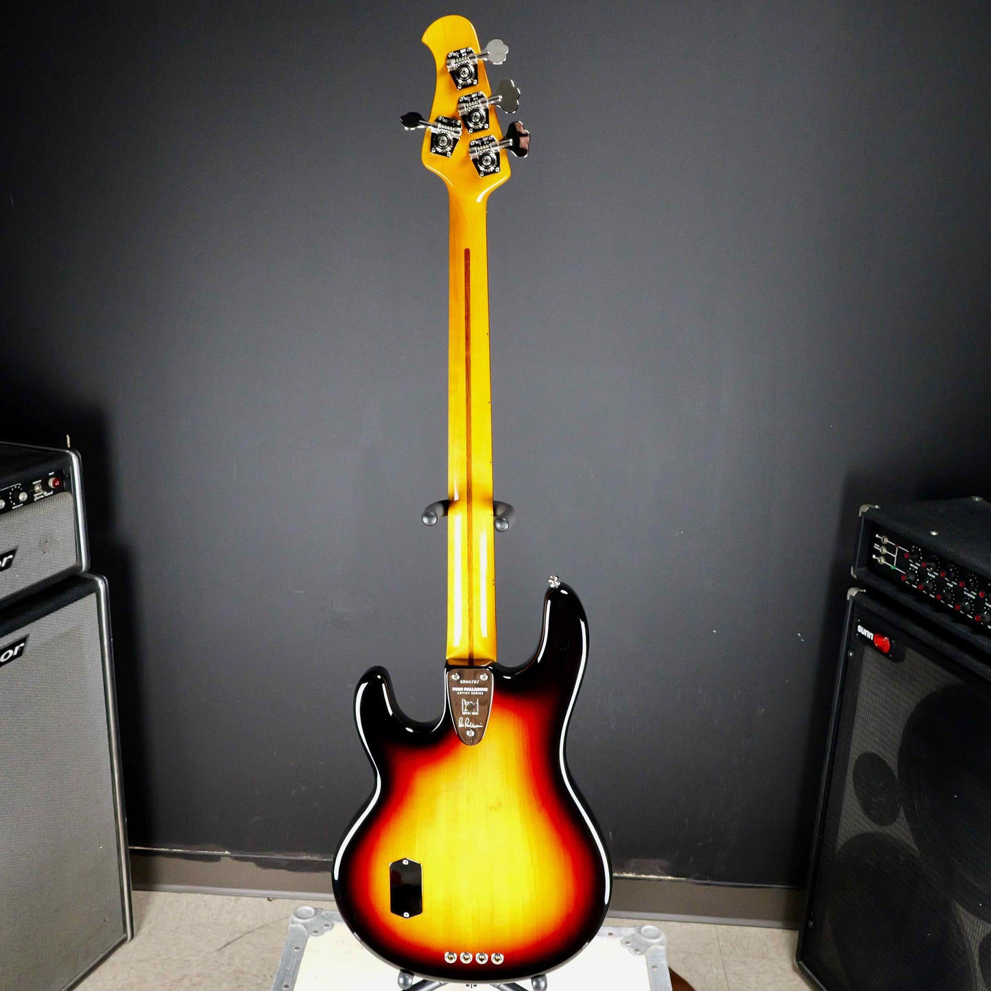 Ernie Ball Music Man Pino Palladino Stingray Bass 79 Burst Fretless