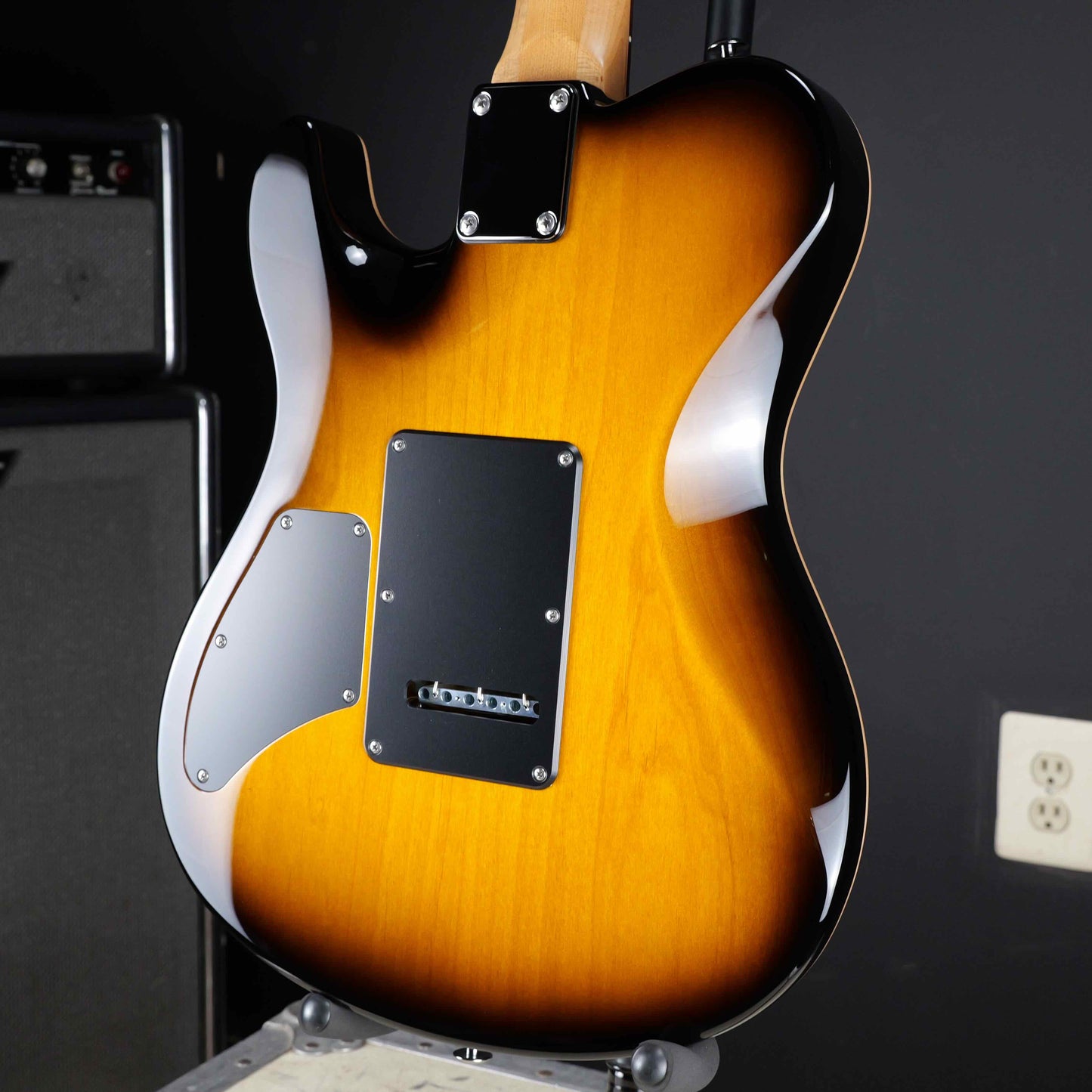 Suhr Oso Short Scale 2-Tone Tobacco Burst