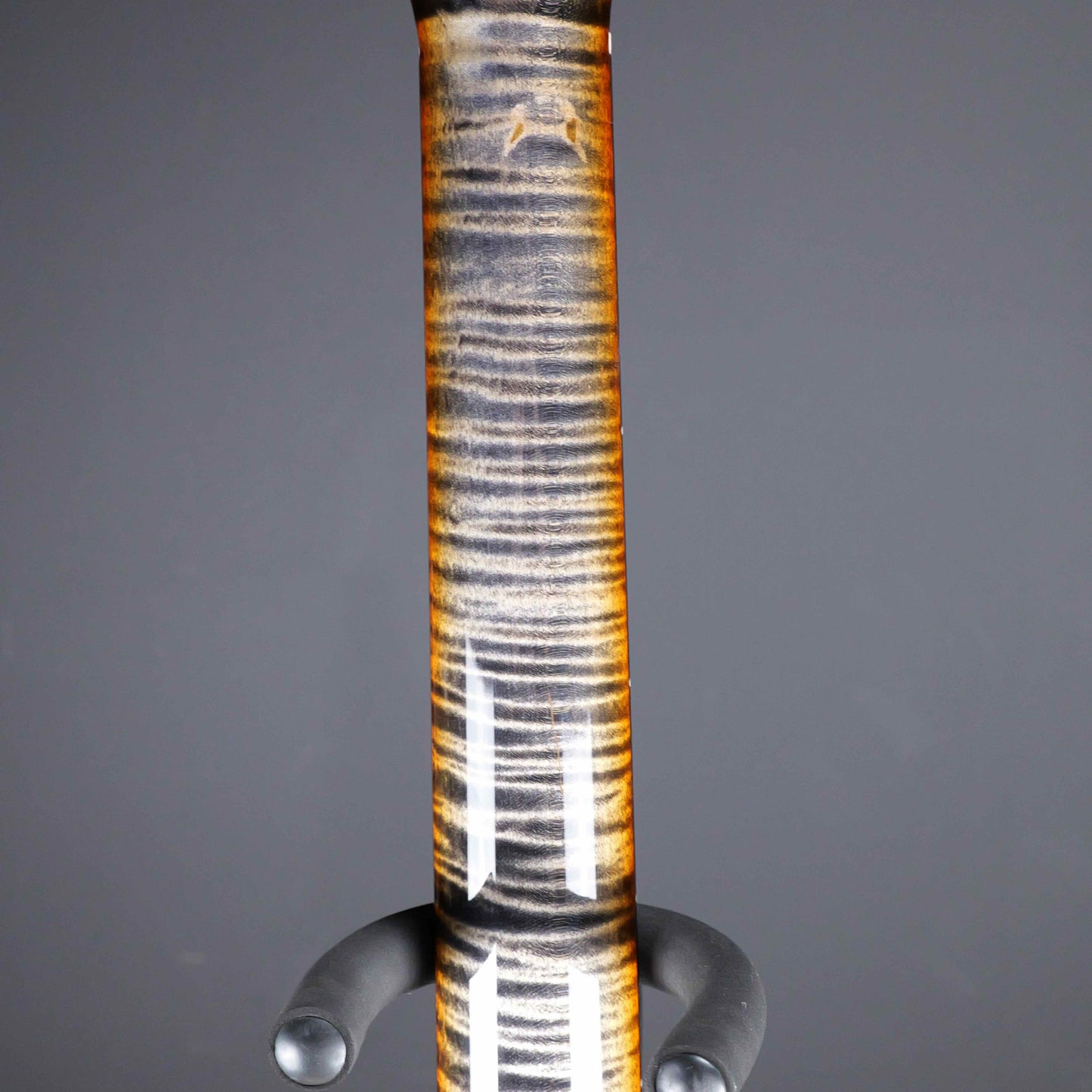 PRS Wood Library Modern Eagle V 10 Top Burnt Maple Leaf