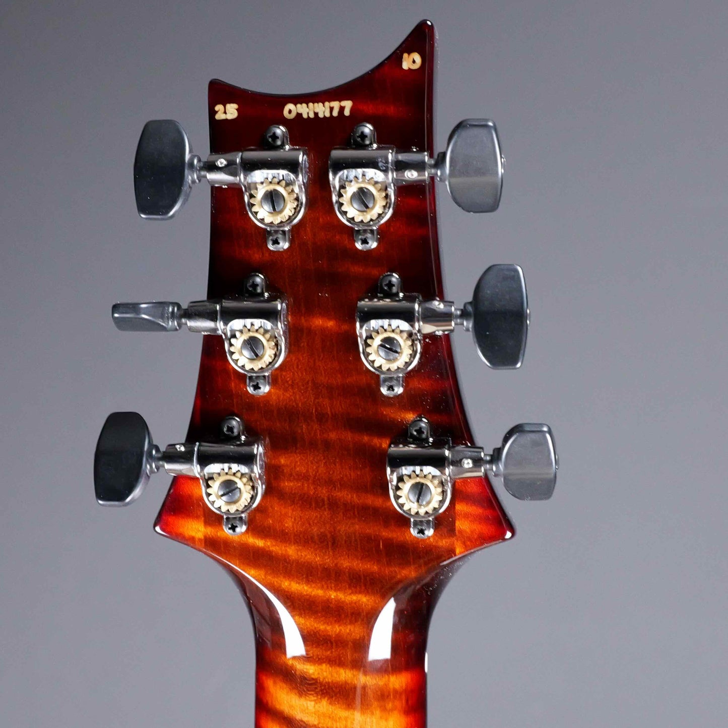 PRS Wood Library Modern Eagle V 10 Top Custom Color