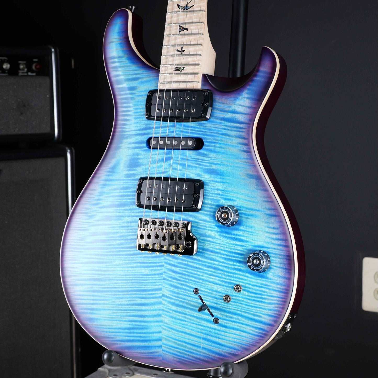 PRS Wood Library Modern Eagle V Aquableux Purple Burst 10 Top Satin