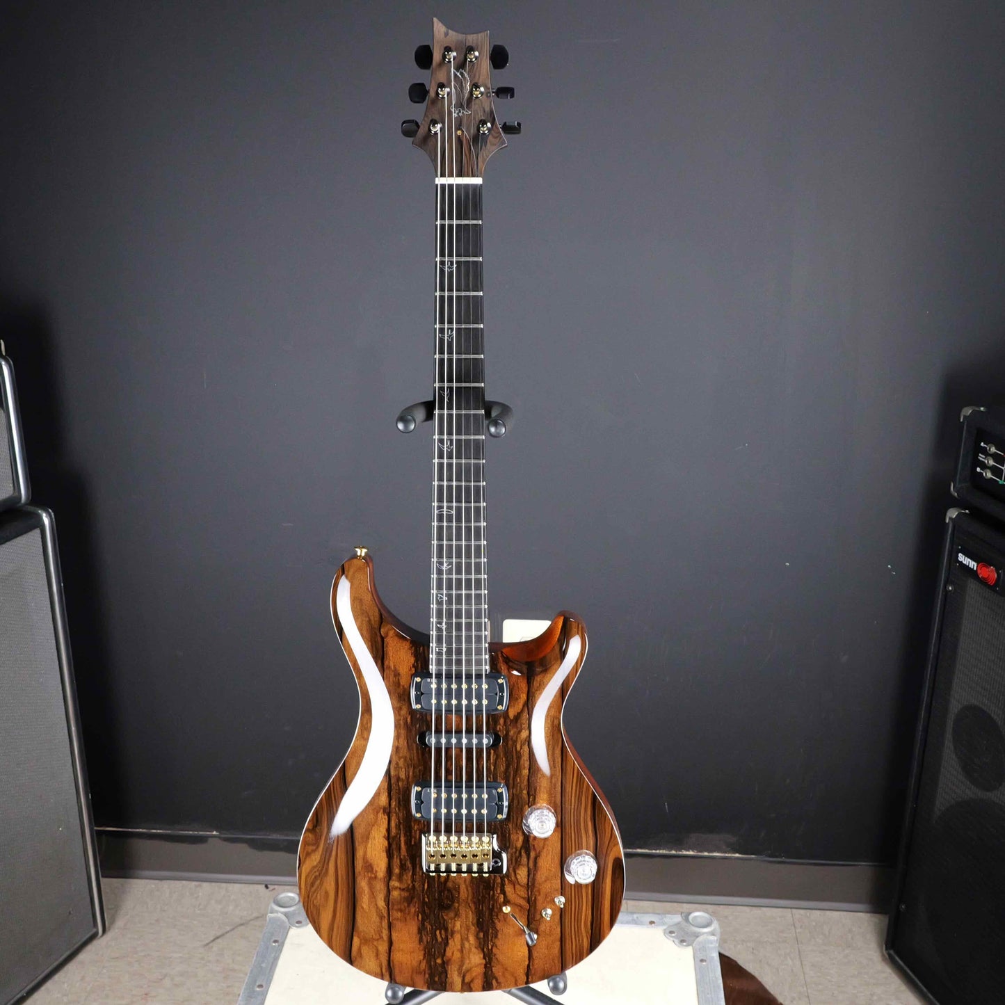 PRS Private Stock Modern Eagle V Semi-Hollow Natural