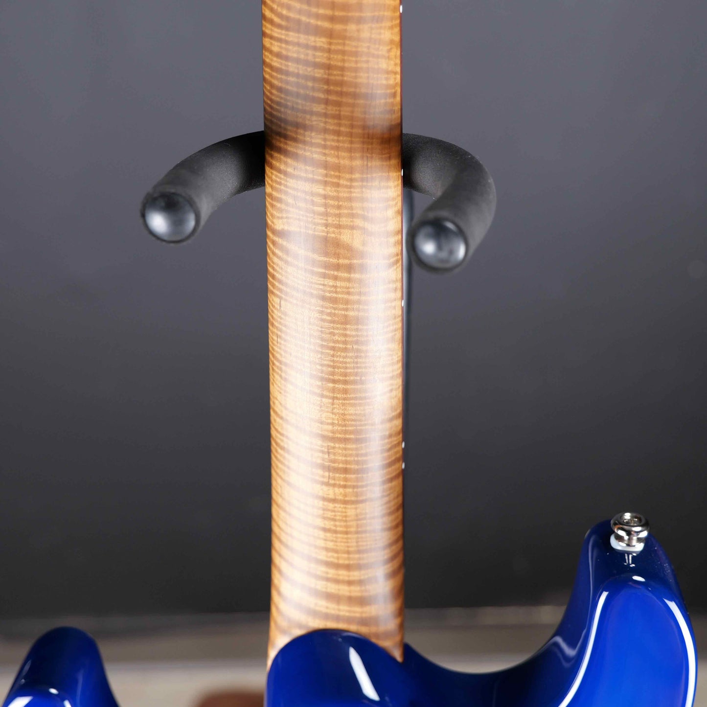 Ernie Ball Music Man Steve Morse Blue Burst