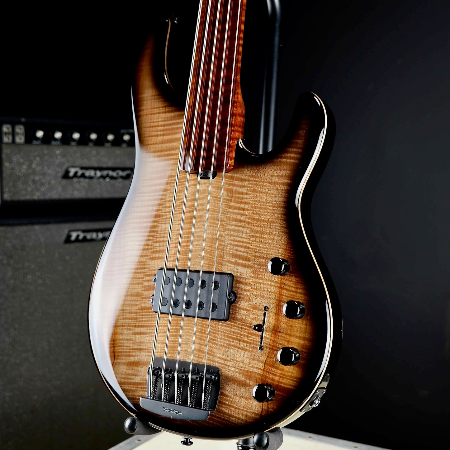 Ernie Ball Music Man BFR Stingray 5 Fretless Anthracite