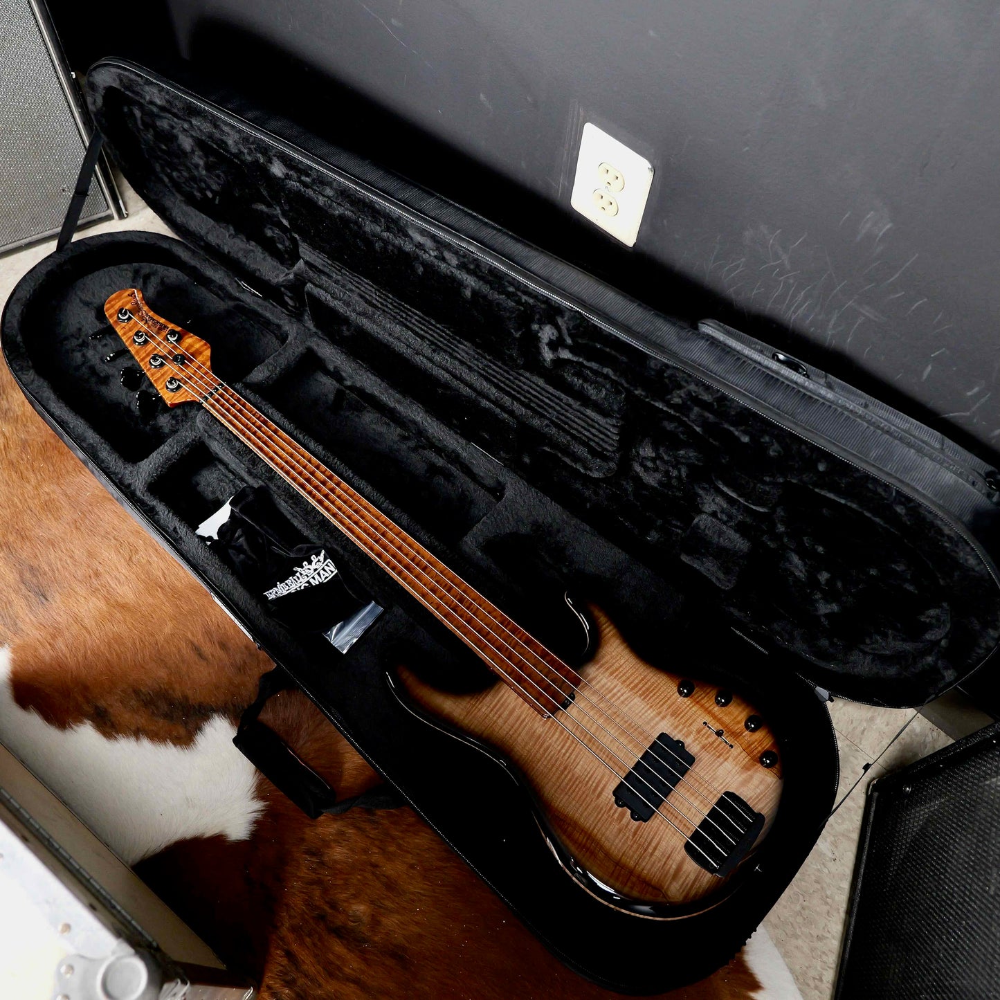 Ernie Ball Music Man BFR Stingray 5 Fretless Anthracite