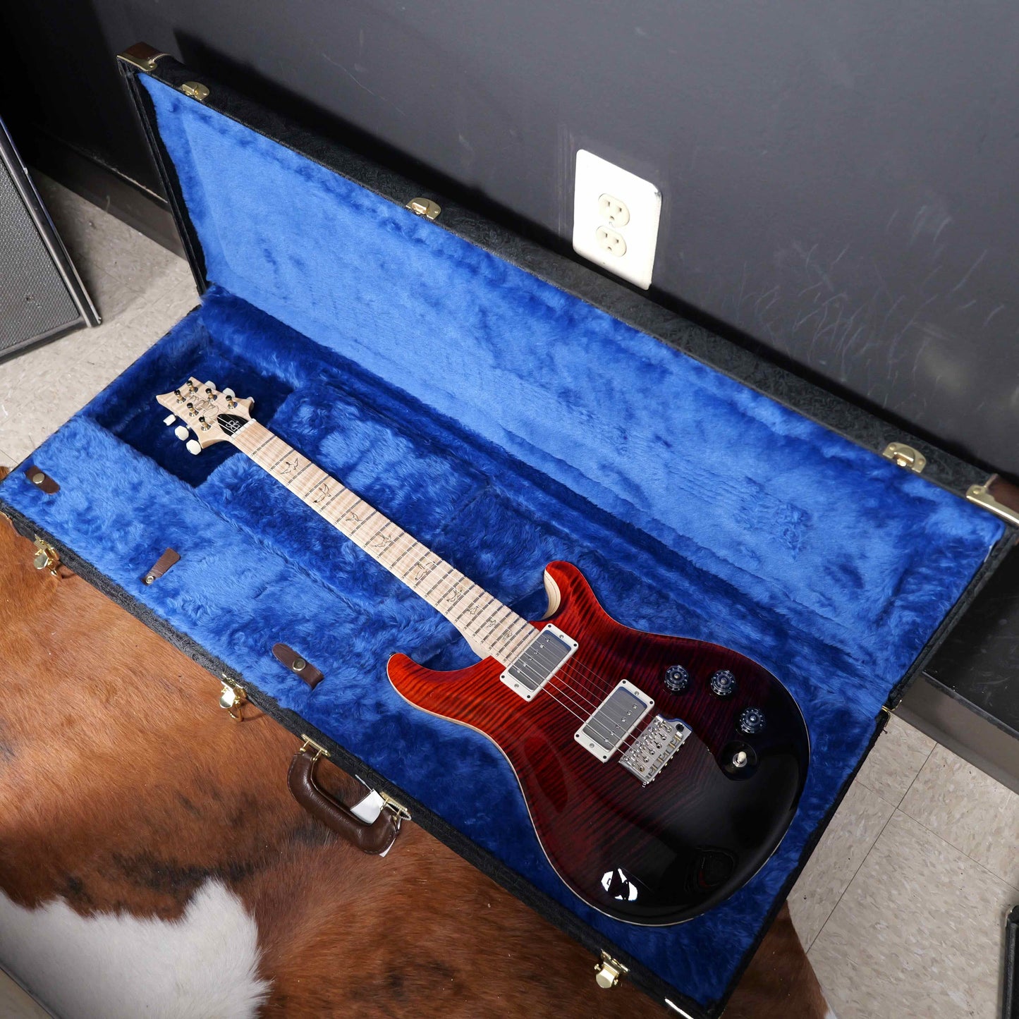 PRS Wood Library DGT Fire Red / Gray Black Fade