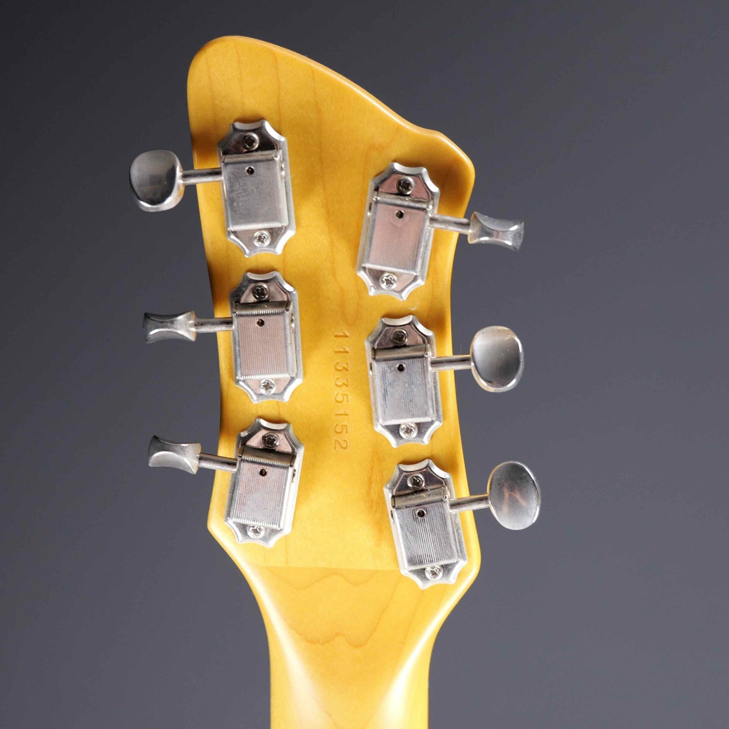 Godin Dorchester Natural w/ Bigsby