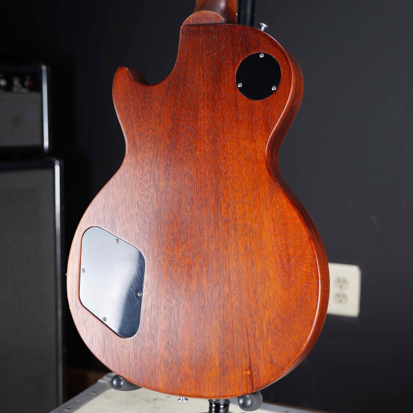 Gibson Les Paul Studio Mahogany w/ Bare Knuckle The Mule Set