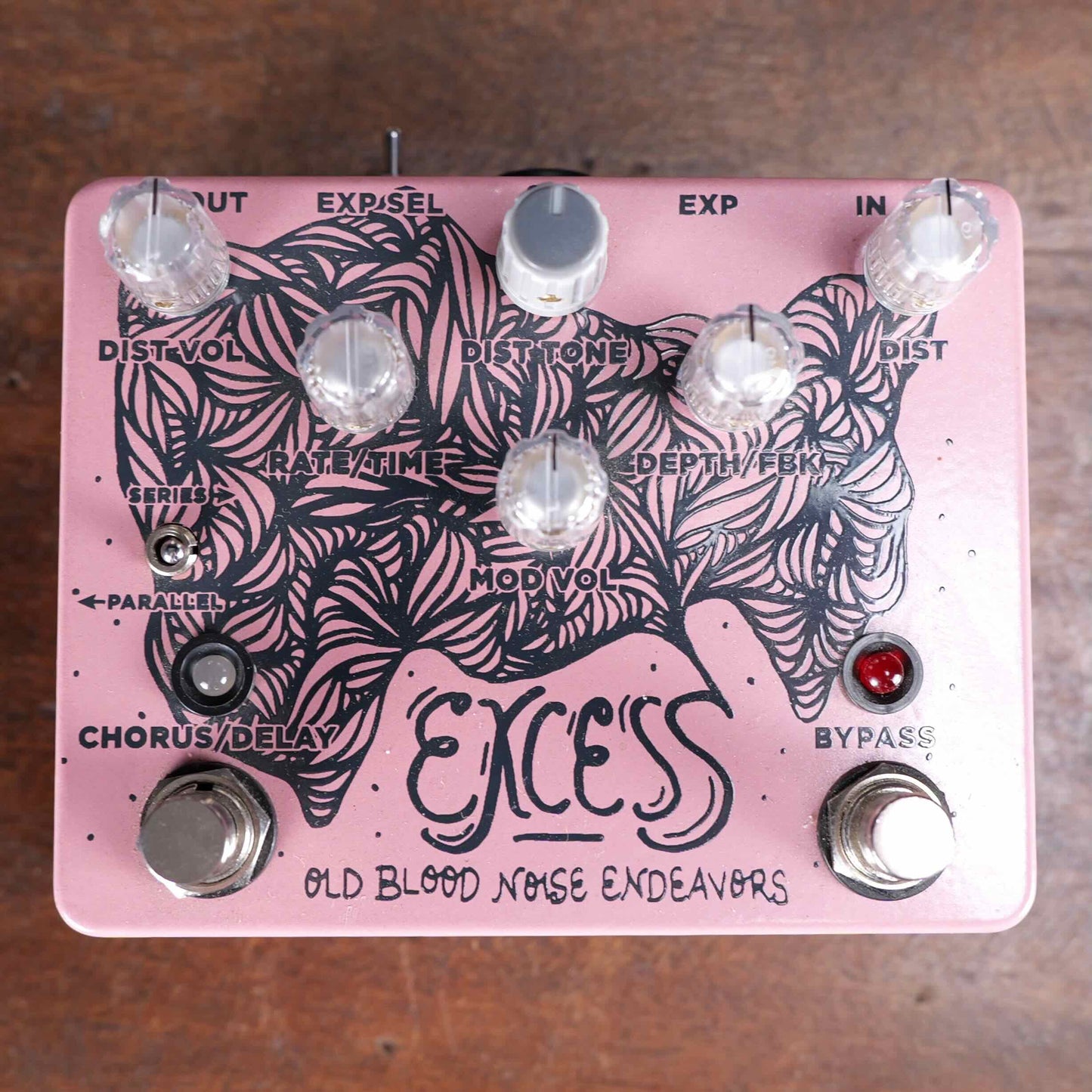 Old Blood Noise Endeavors Excess Distorting Modulator V1