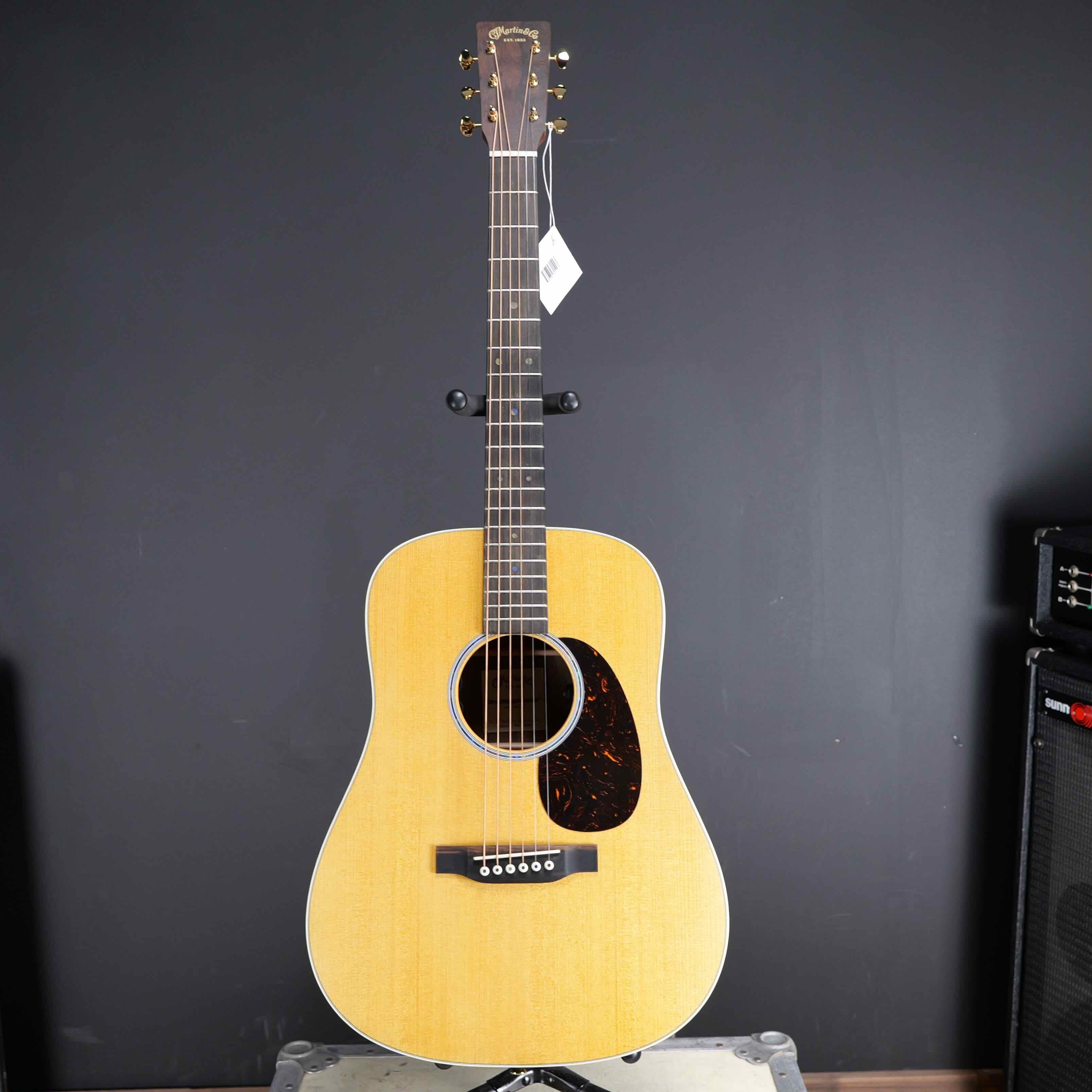 Martin D Jr E Walnut – Matt's Guitars