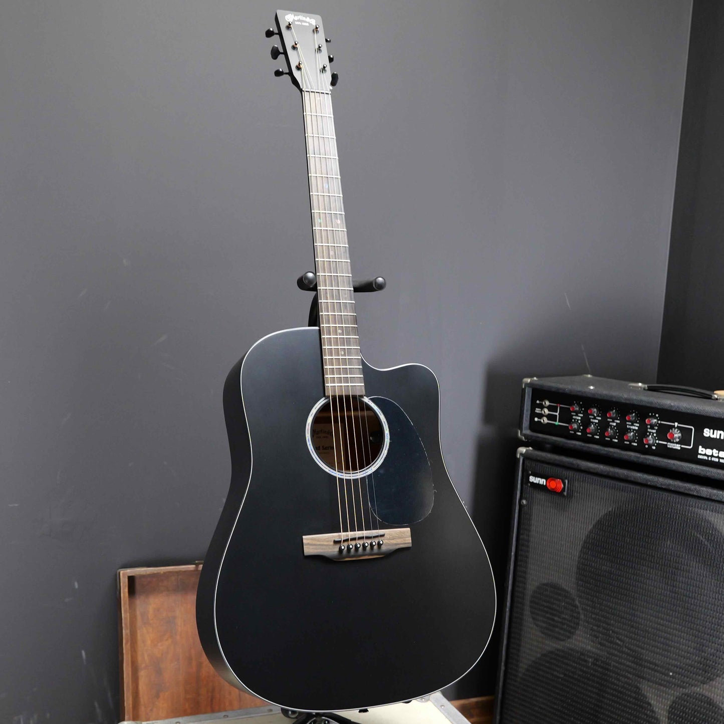 Martin DC-10E Modern Black
