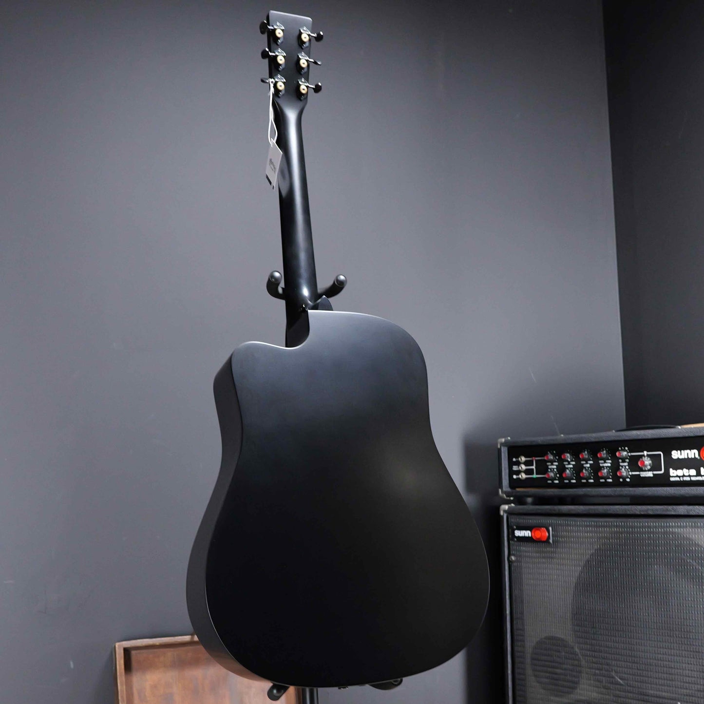 Martin DC-10E Modern Black