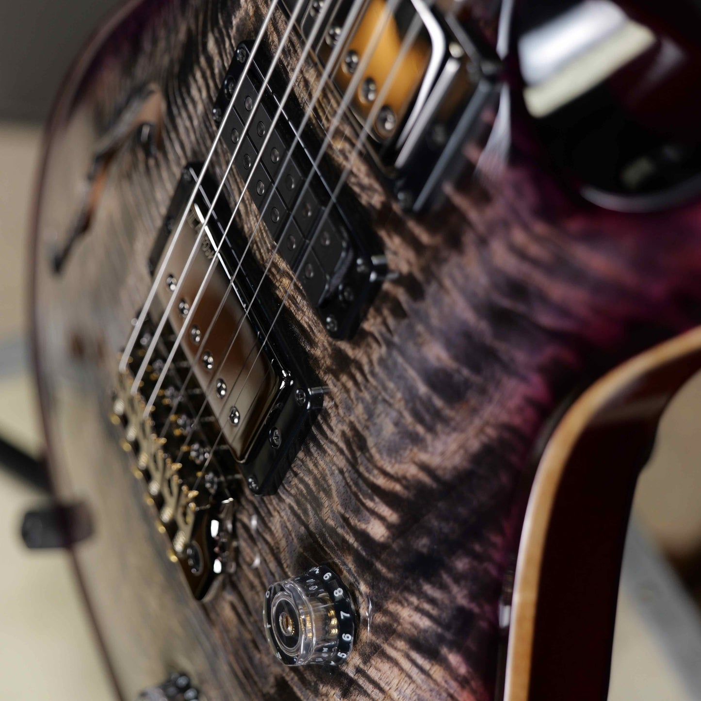 PRS Special Semi-Hollow Mango Top Limited Edition Charcoal Purple Burst