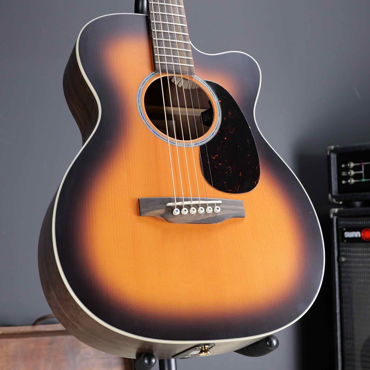 Martin 000C Jr E Walnut Burst