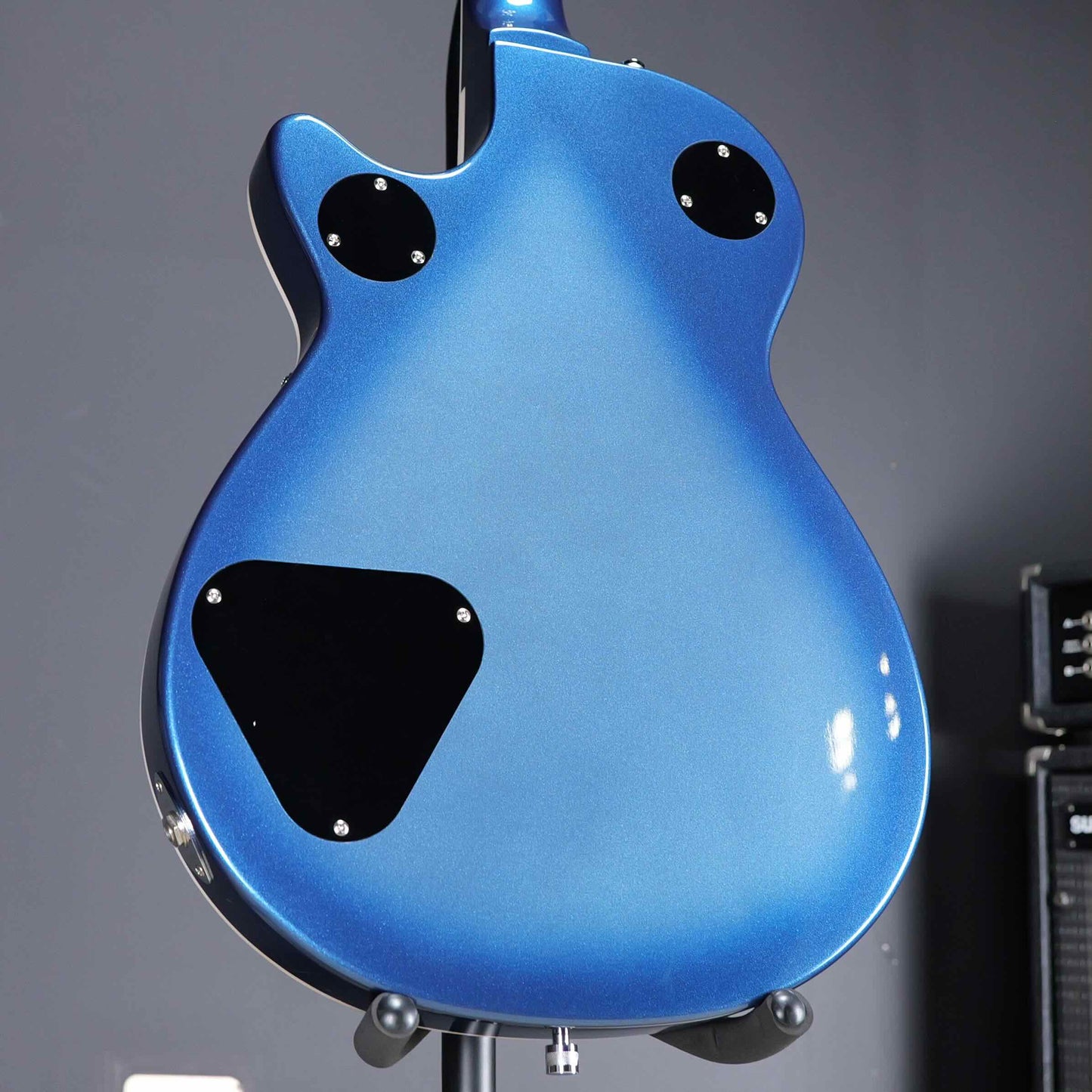 Gretsch G5227 Electromatic Jet BT Single-Cut with V-Stoptail Astra Blue Burst