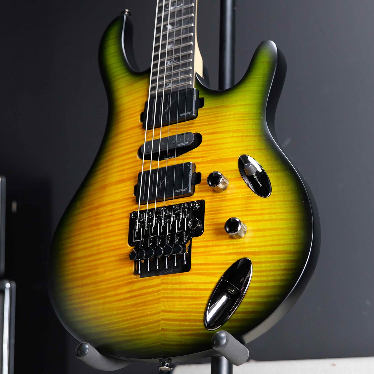 PRS SE Chleo Mantis Burst