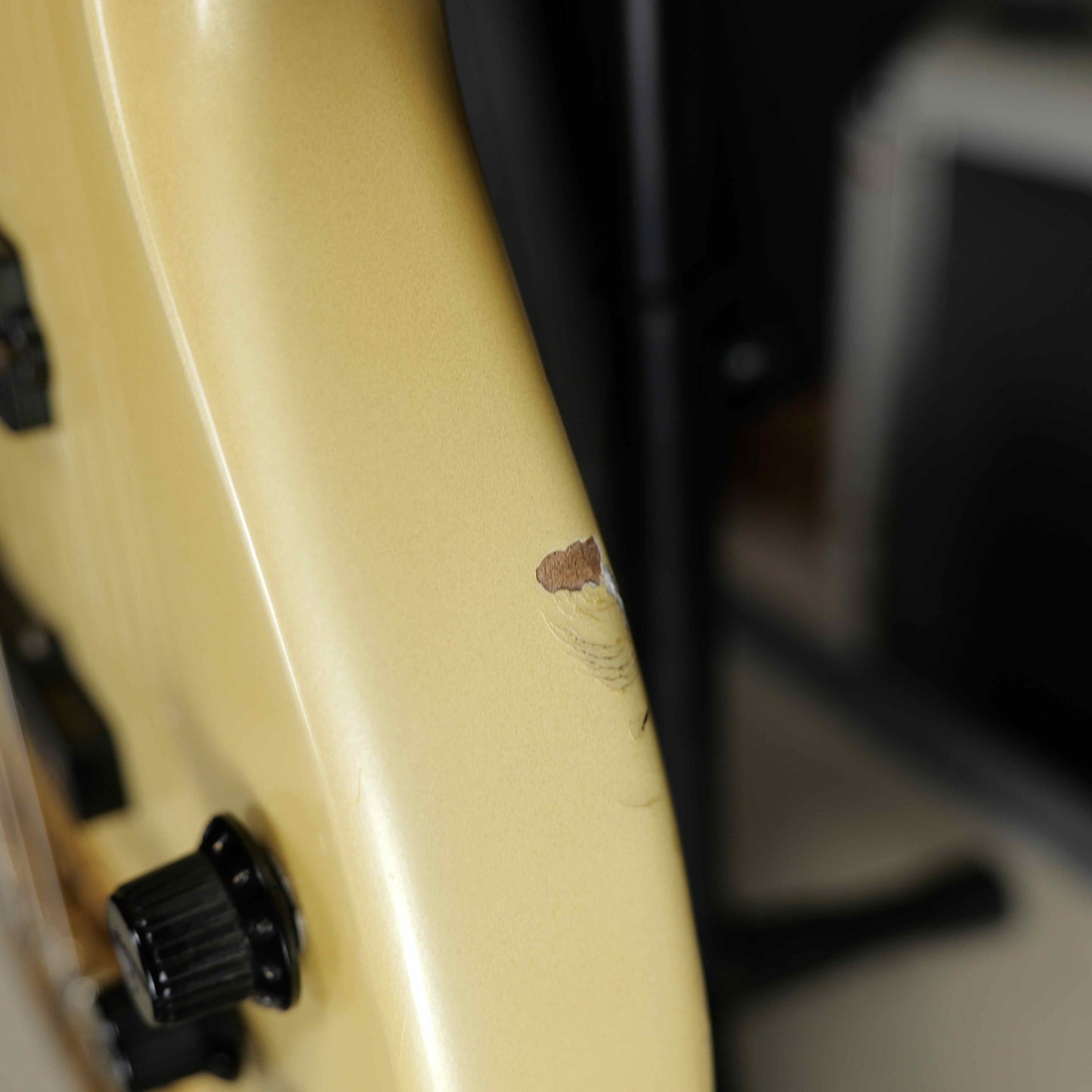 Fender PJR65 Late 80's Aged White Bass