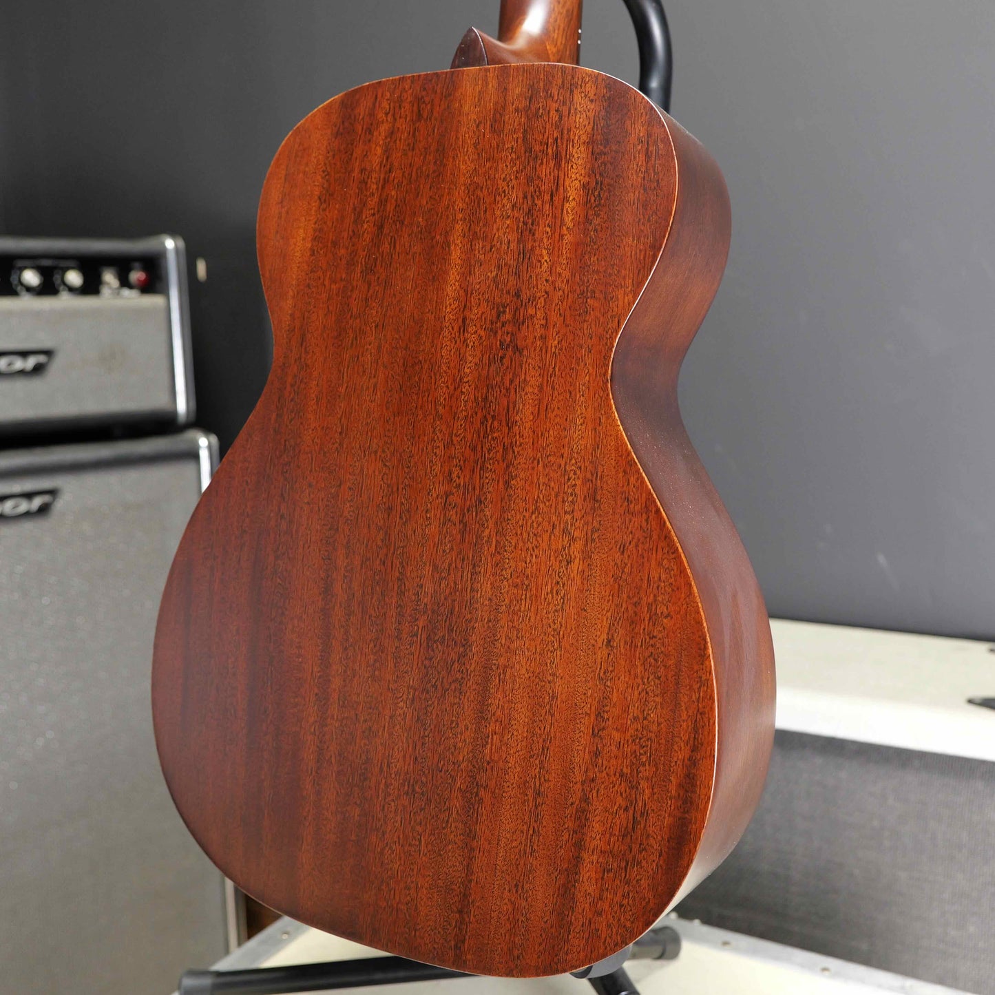 Martin 0-10E Retro Jason Isbell