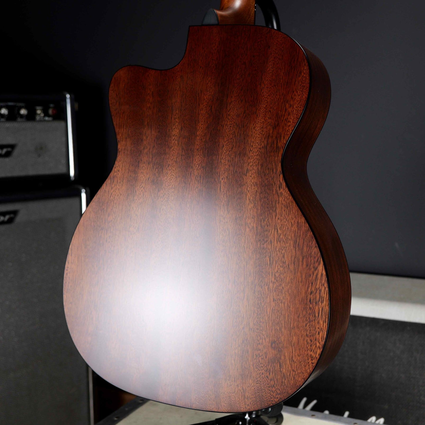 Martin OMC-10E Modern Burst