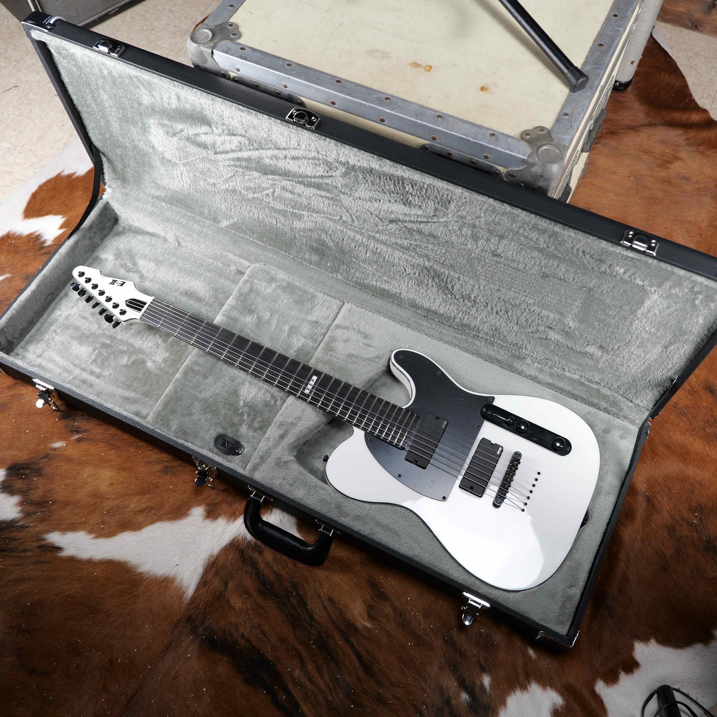 ESP E-II T-B7 Baritone Snow White