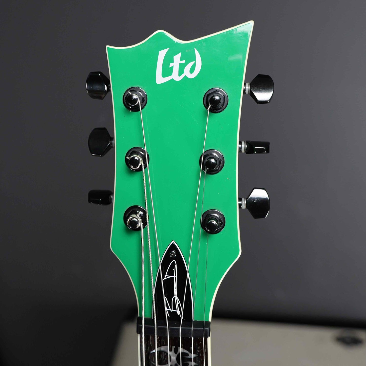 ESP LTD MC-600 Viper Max Cavalera Brazilian Green