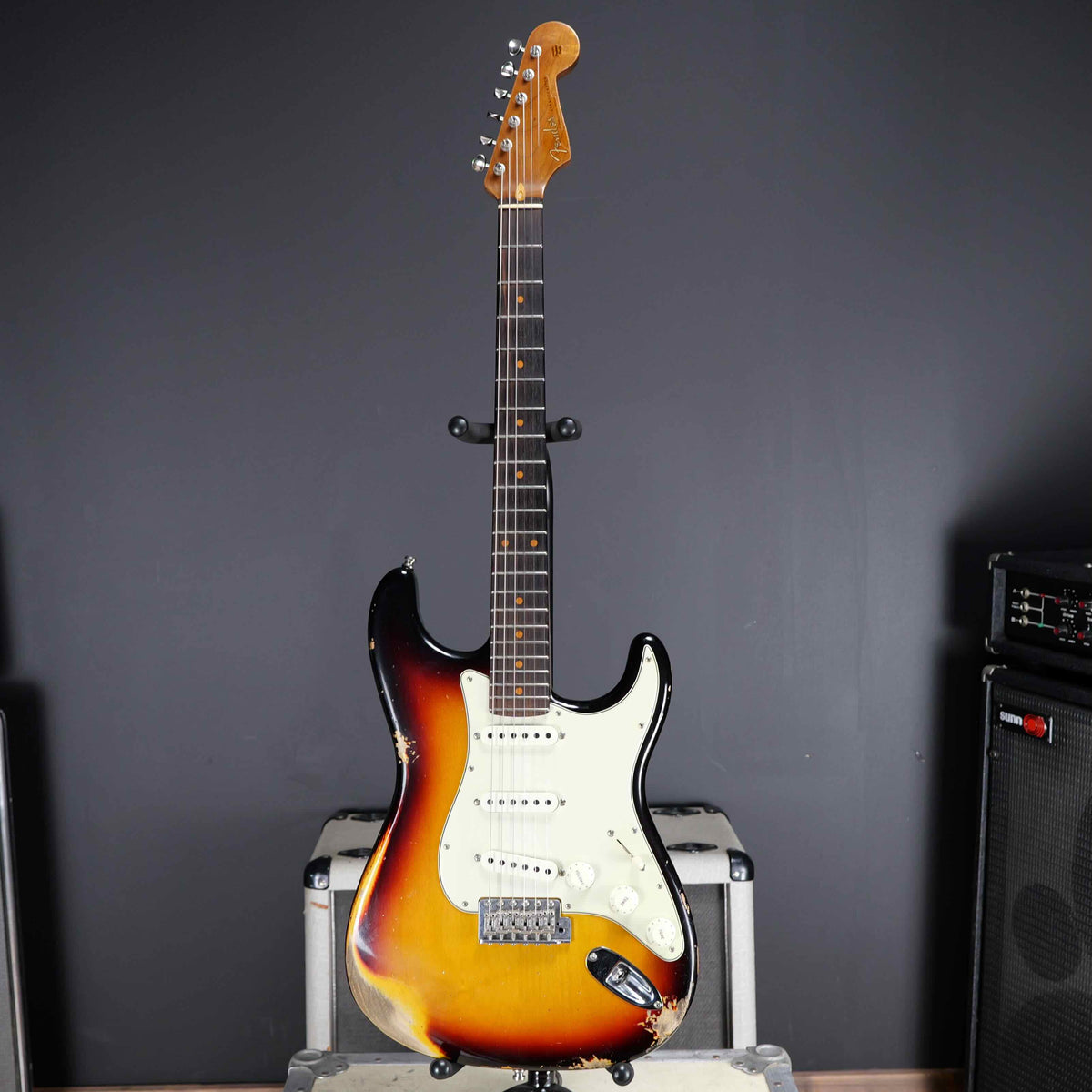 Fender Custom Shop Sweetwater Dealer Select Stratocaster 3-Tone Sunburst