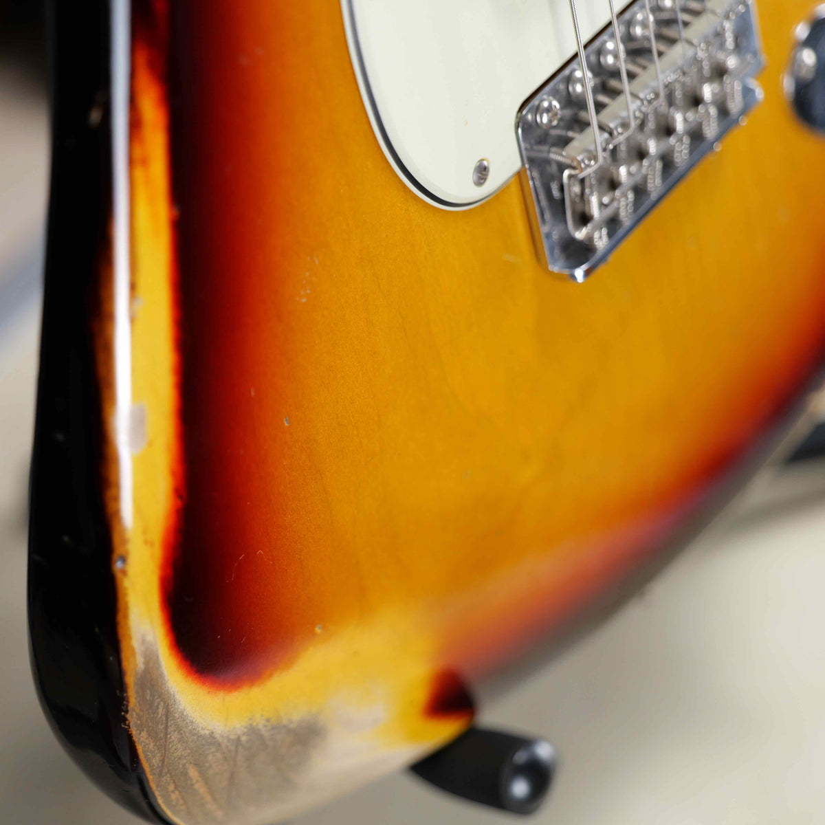 Fender Custom Shop Sweetwater Dealer Select Stratocaster 3-Tone Sunburst