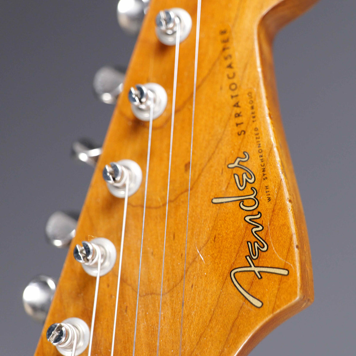 Fender Custom Shop Sweetwater Dealer Select Stratocaster 3-Tone Sunburst