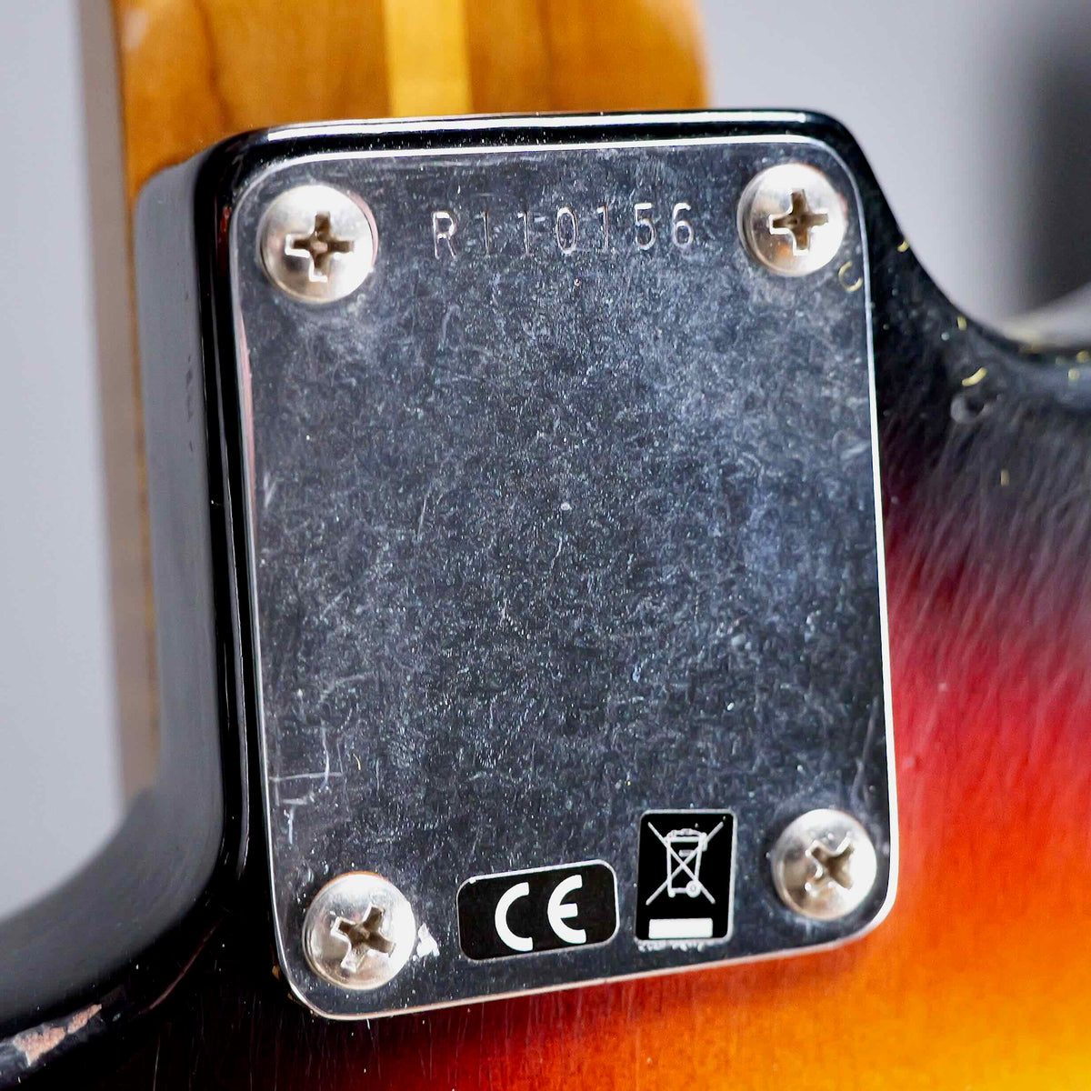 Fender Custom Shop Sweetwater Dealer Select Stratocaster 3-Tone Sunburst