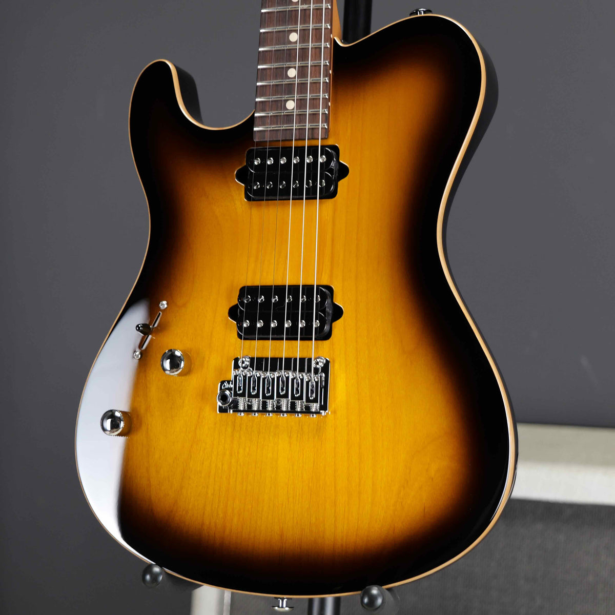 Suhr Oso Short Scale 2 Tone Tobacco Burst Left Handed