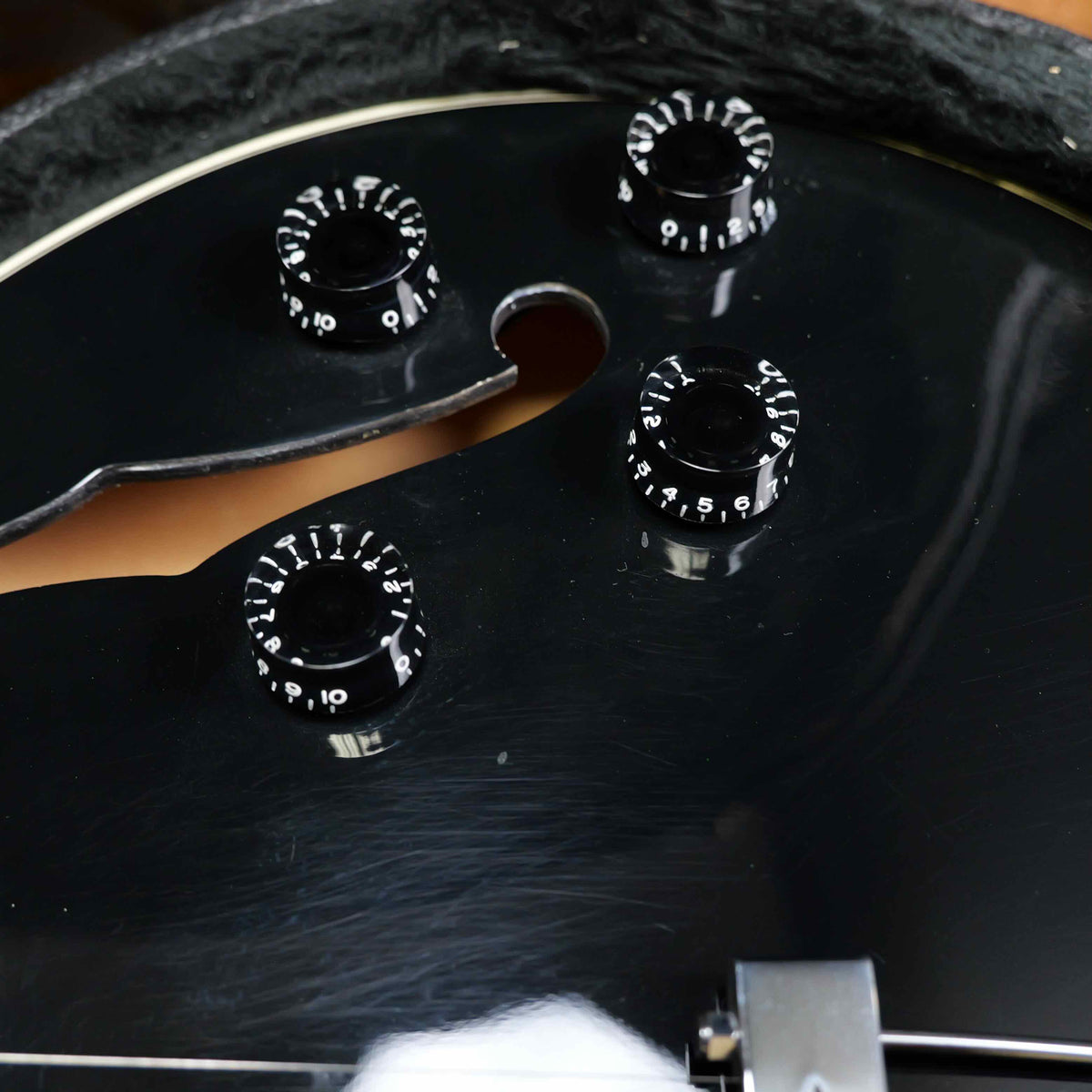 Gibson ES-135 Ebony 2000s