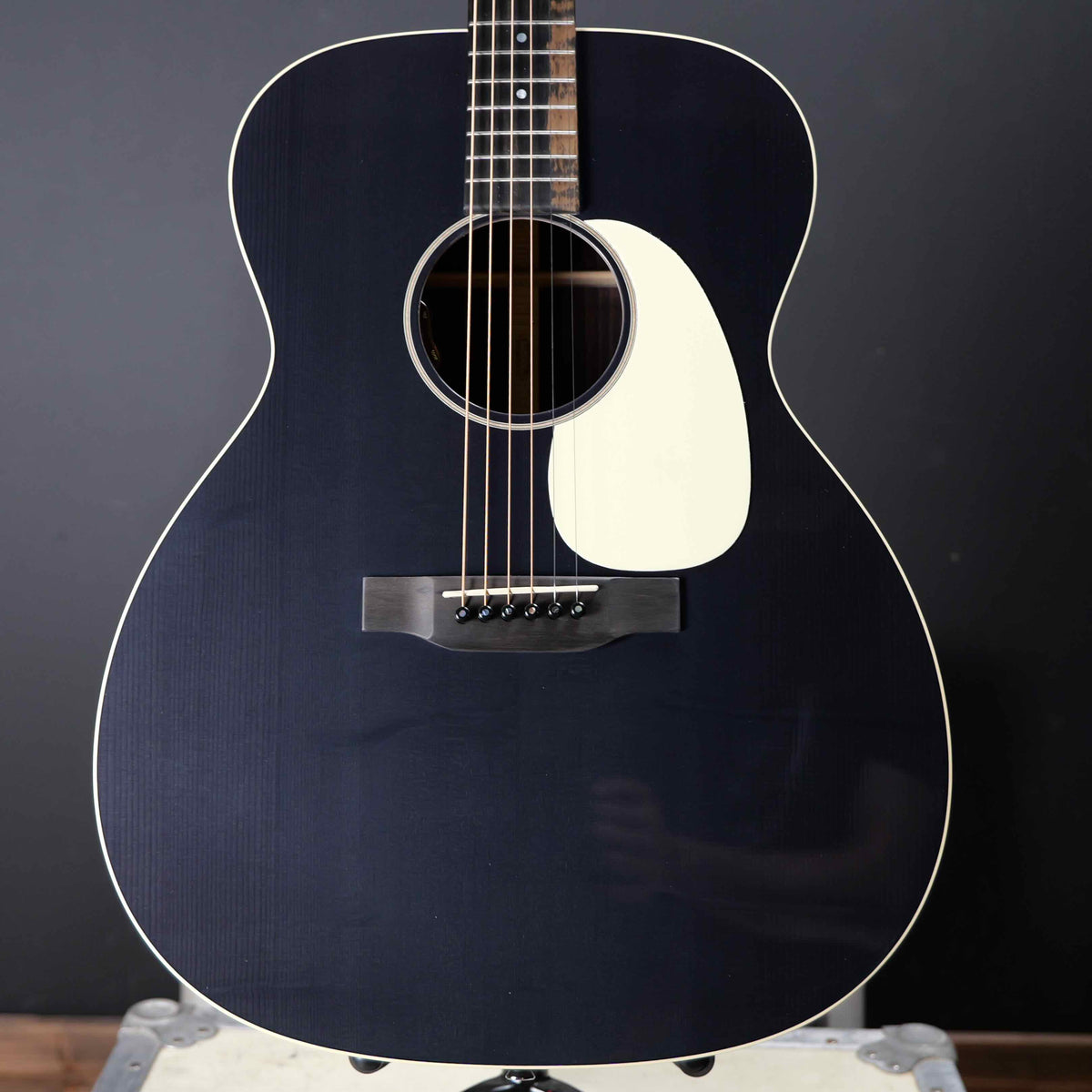 Martin J-16E Black Smoke