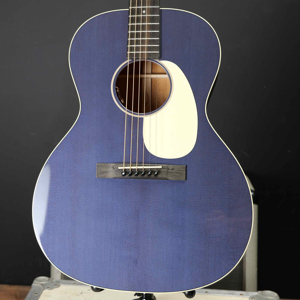 Martin 00L-16E Blue Denim