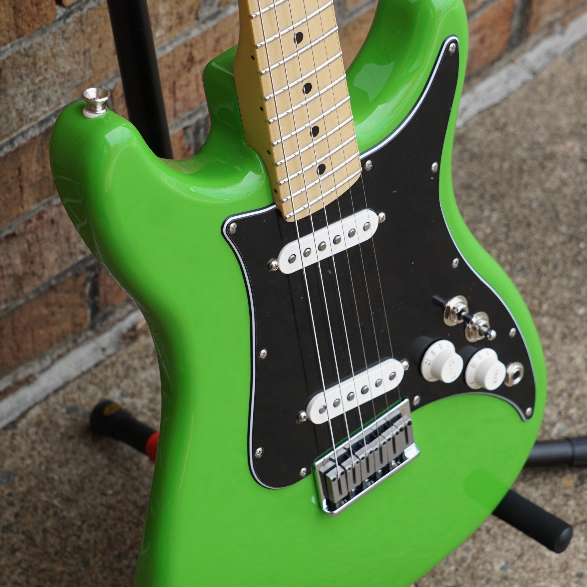 Fender PLAYER LEAD II Neon Green – Matt's Guitars