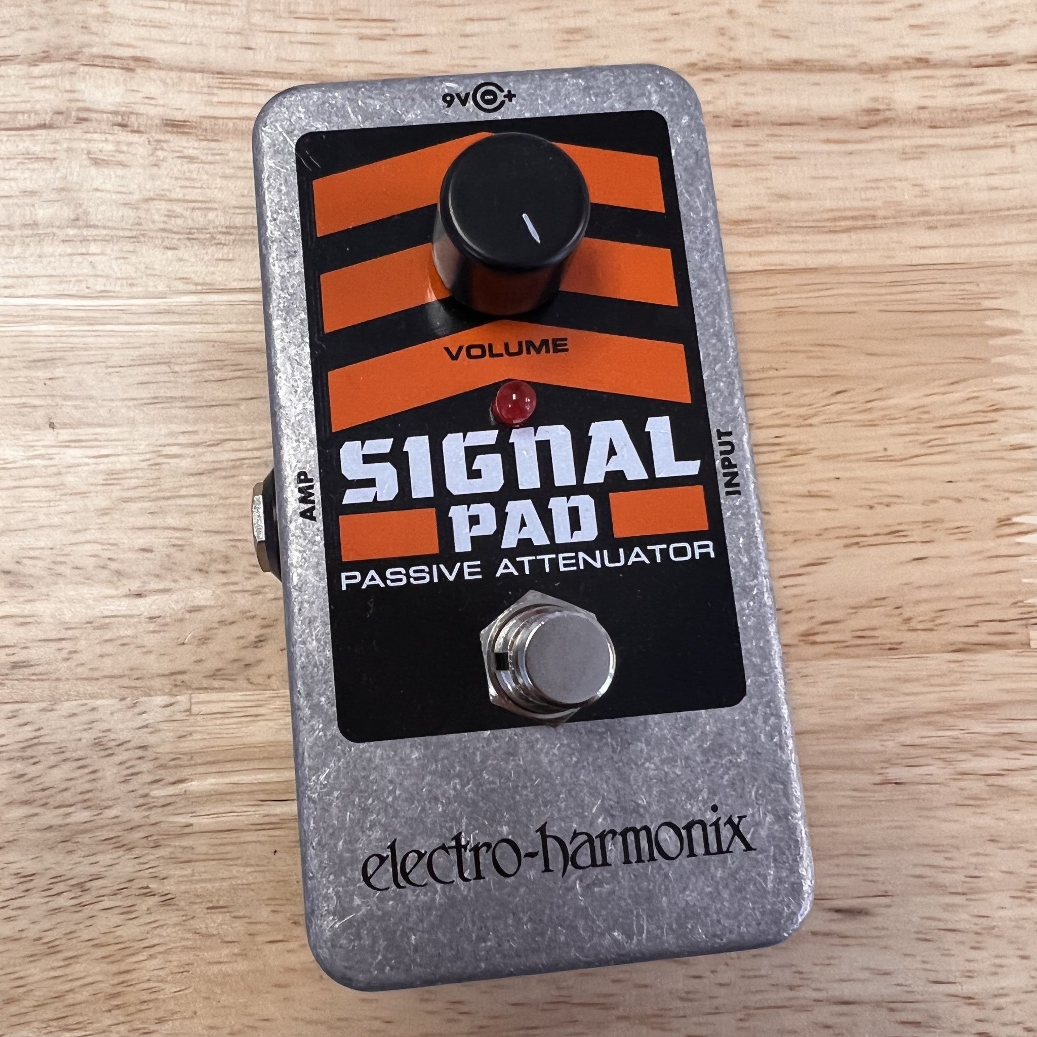 Attenuator pedal clearance