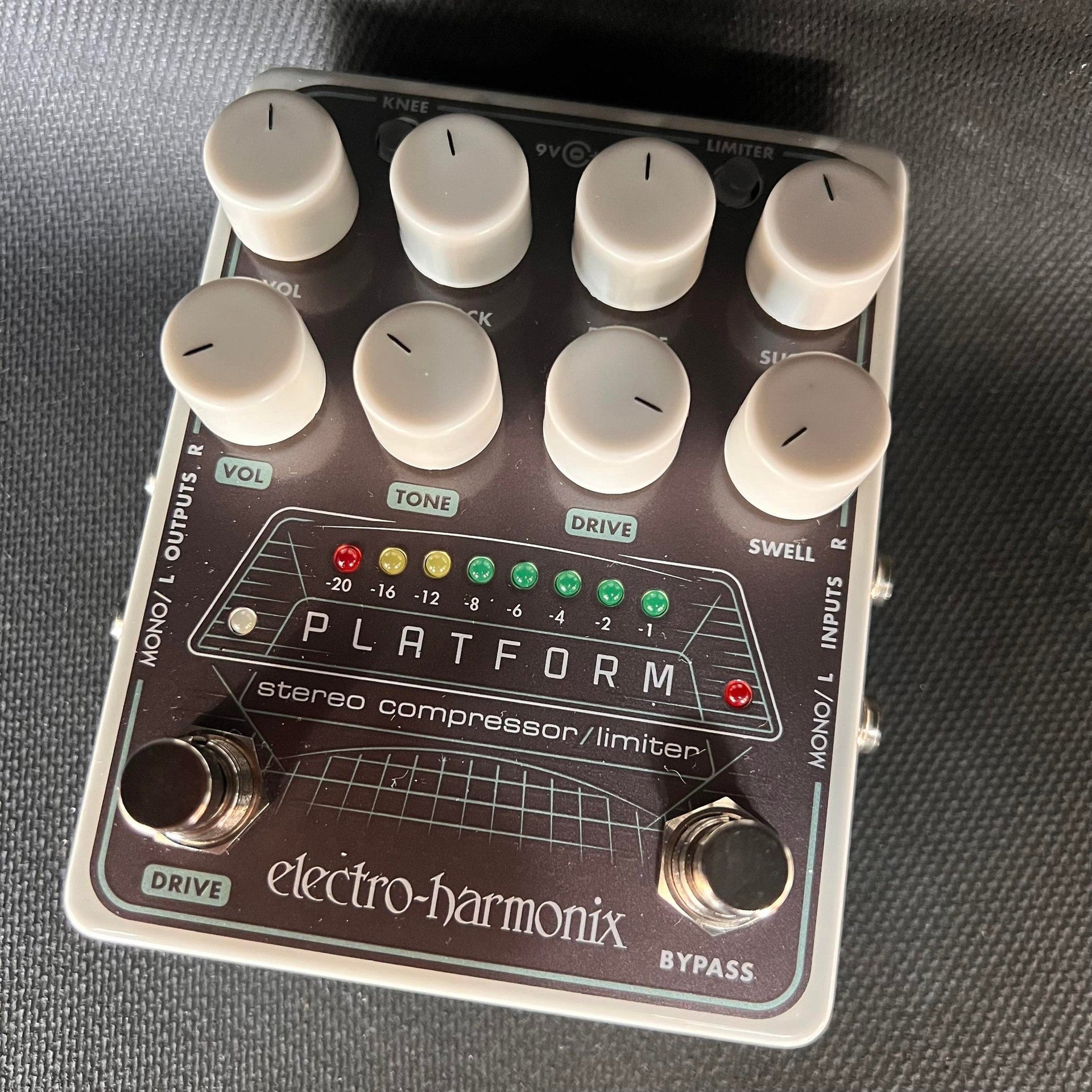 stereo compressor pedal Electro Harmonix Platform Stereo Compressor & Limiter Pedal