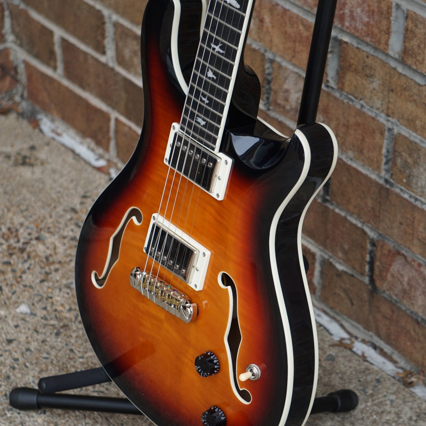 Paul Reed Smith SE Hollowbody II Tricolor Sunburst