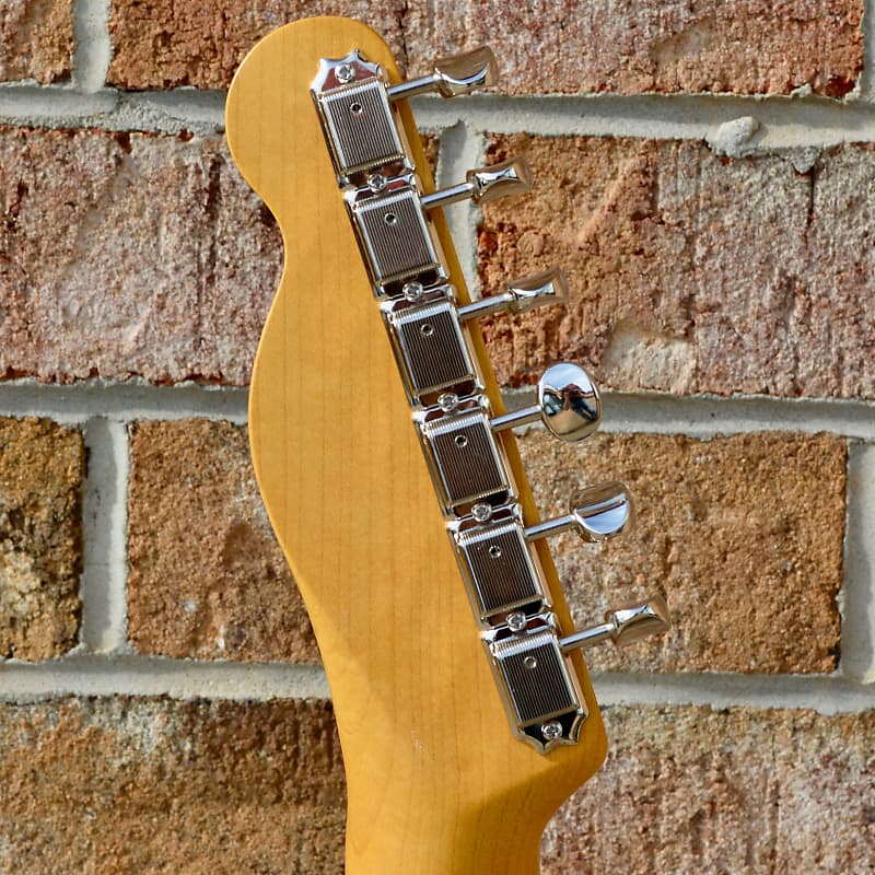 Fender JV Modified '50s Telecaster®, Maple Fingerboard, White Blonde